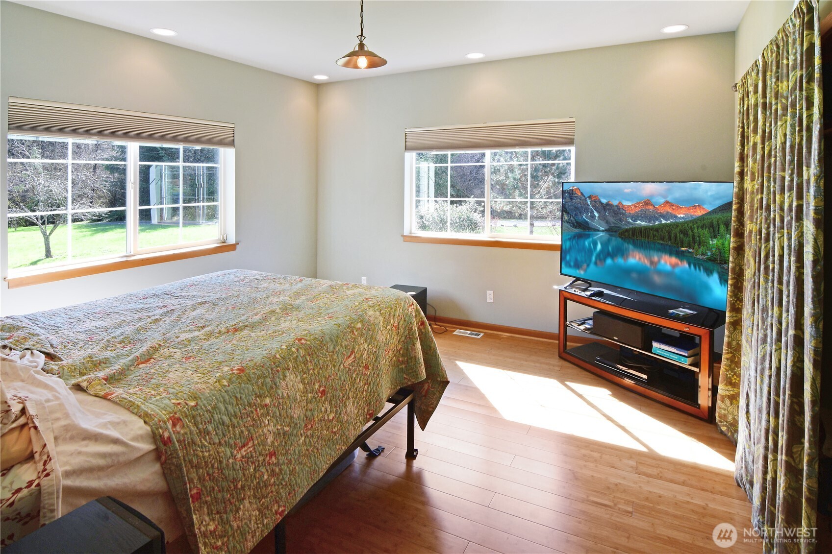 19110 Fales Road , Snohomish, WA 98296