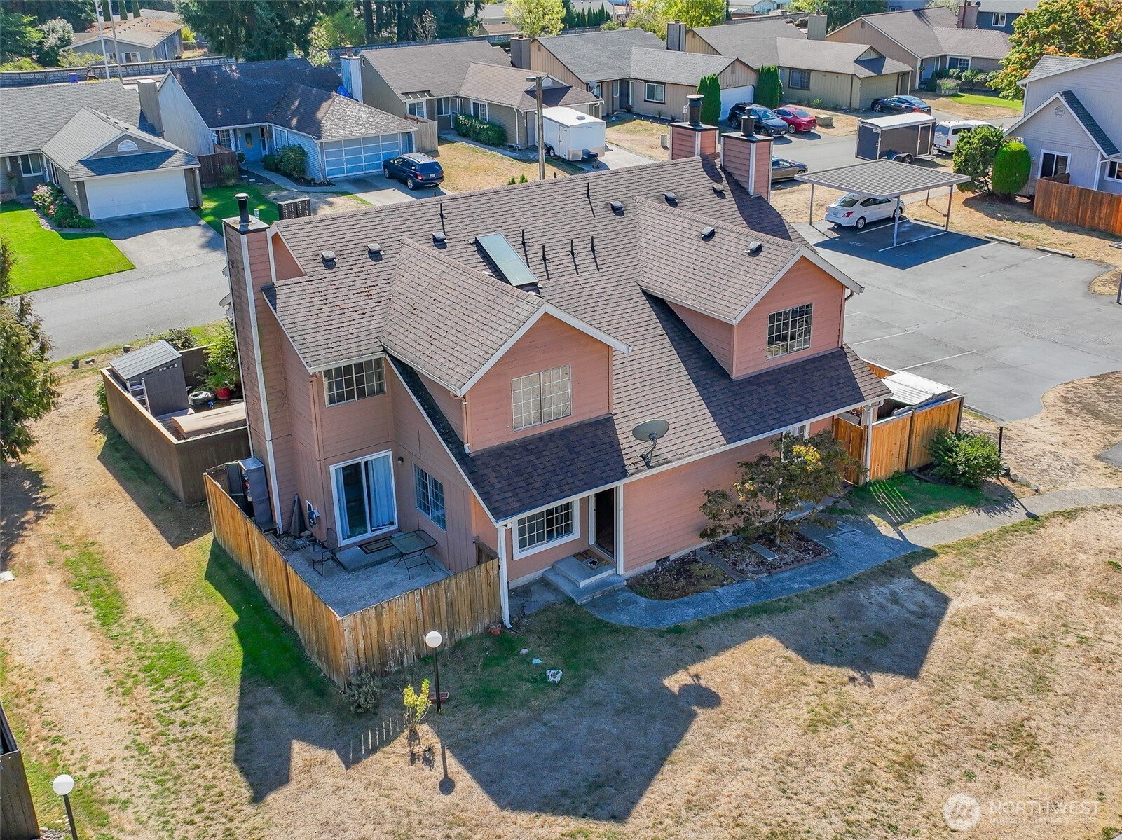 654 Malibu Dr SE , Lacey, WA 98503