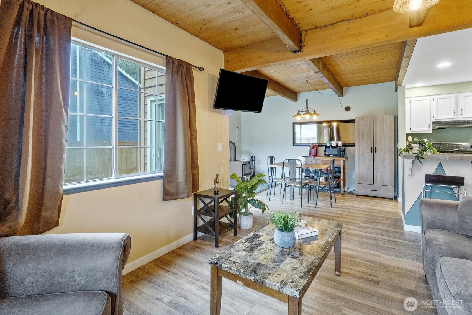 654 Malibu Dr SE , Lacey, WA 98503