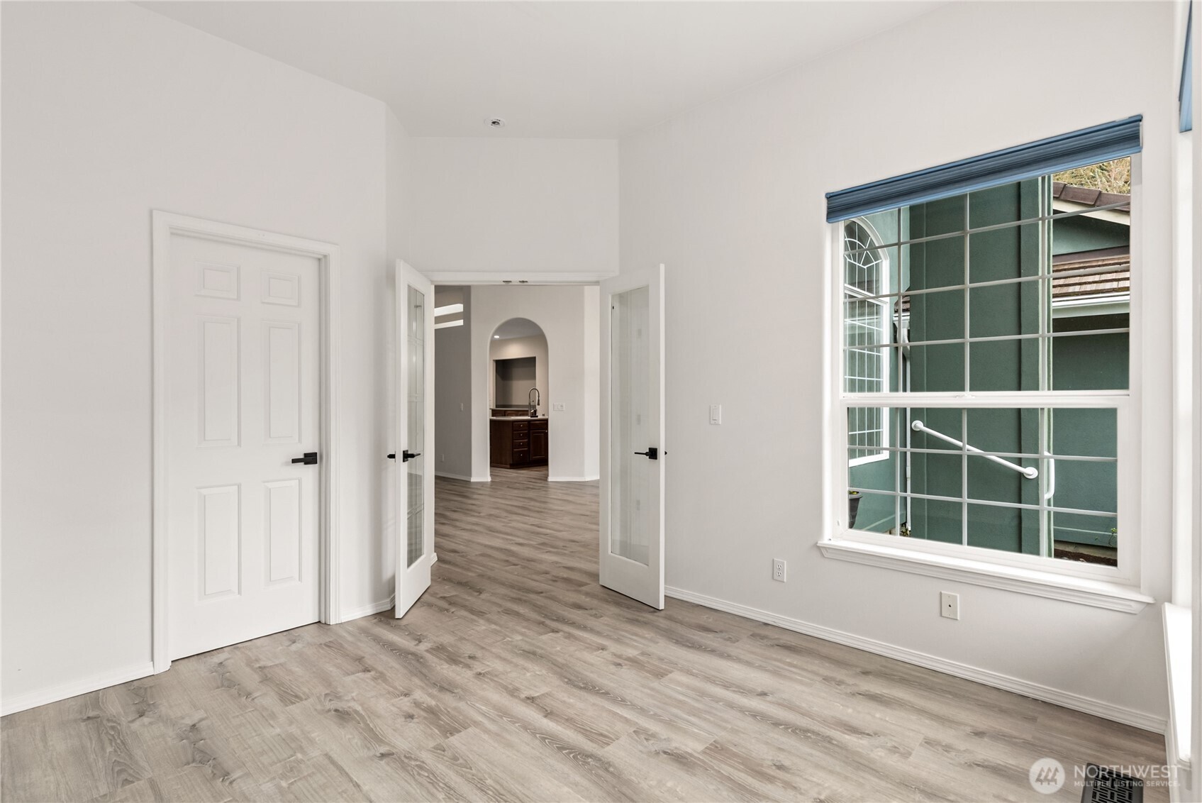 7094 SW Dundee Court , Port Orchard, WA 98367