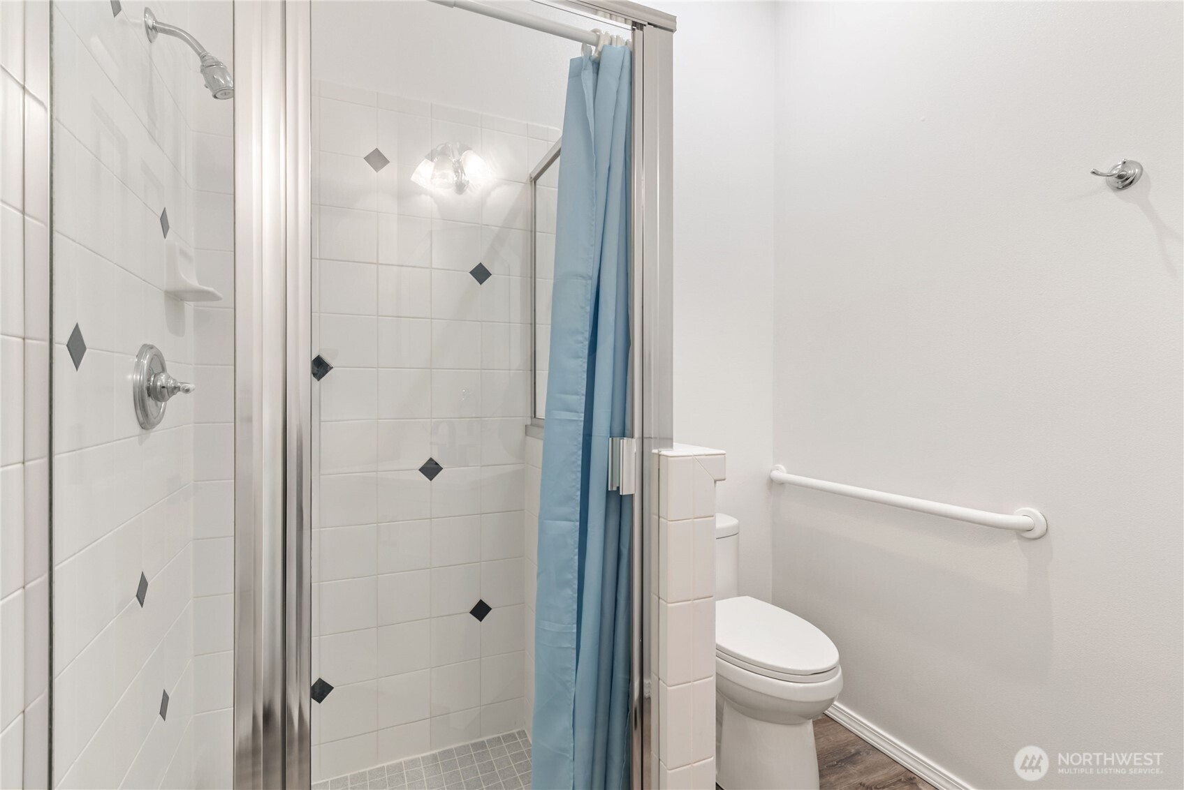 7094 SW Dundee Court , Port Orchard, WA 98367