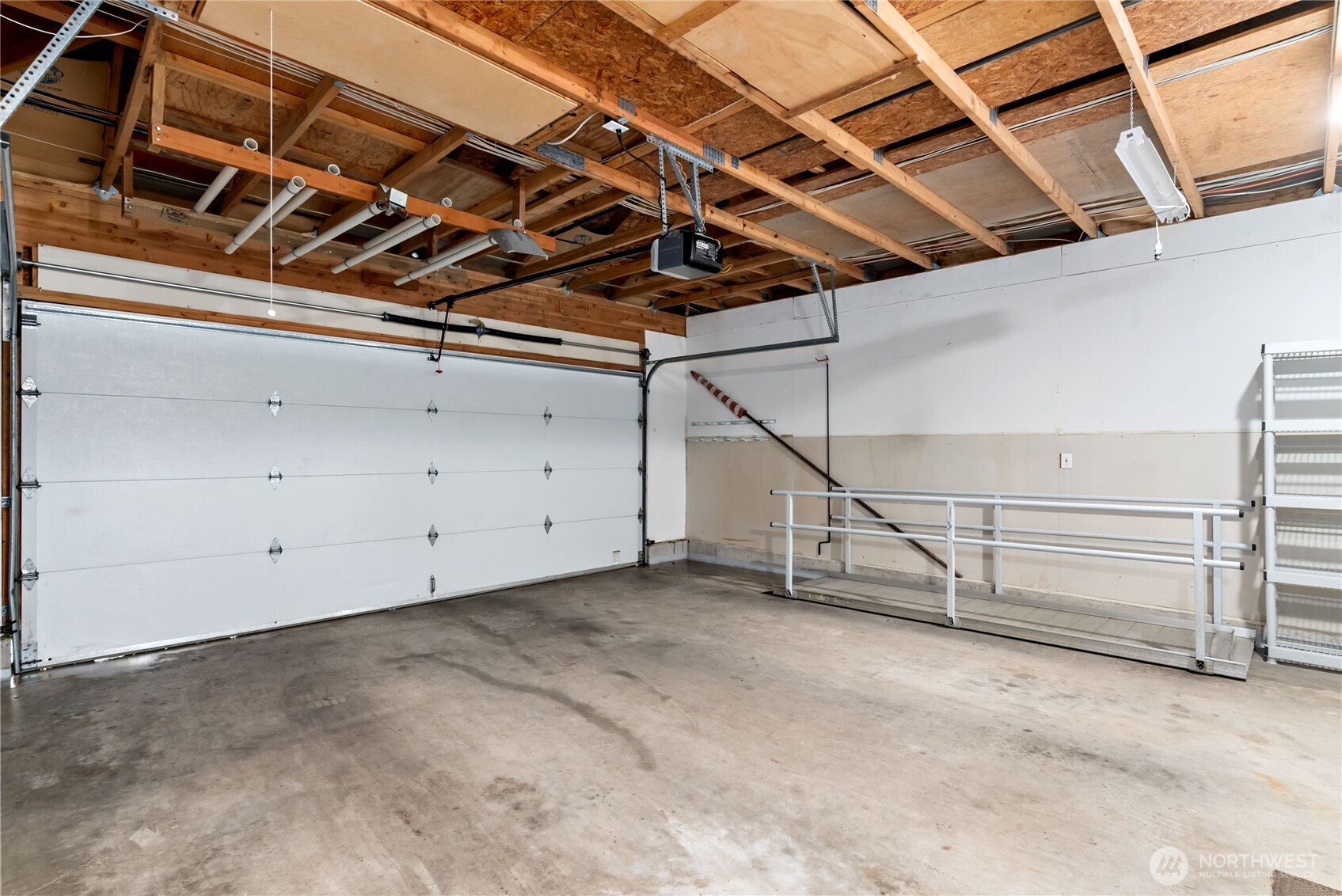 7094 SW Dundee Court , Port Orchard, WA 98367