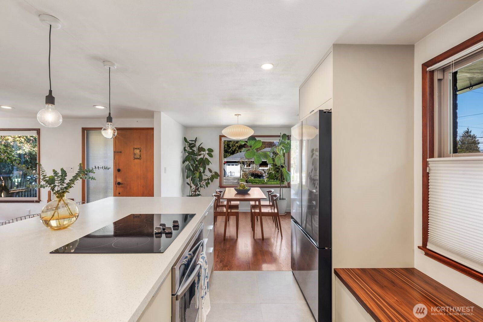 1253 NE 90th Street , Seattle, WA 98115