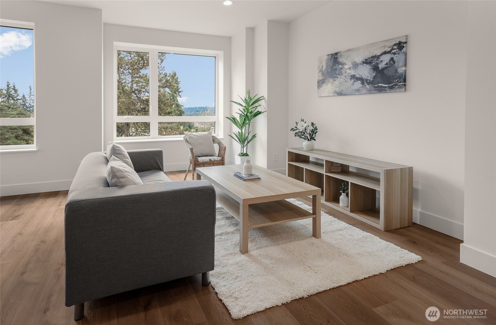 8923 166th Ave NE #101, Redmond, WA 98052