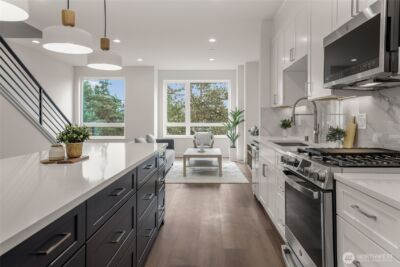 8923 166th Ave NE #101, Redmond, WA 98052 - Photo 4