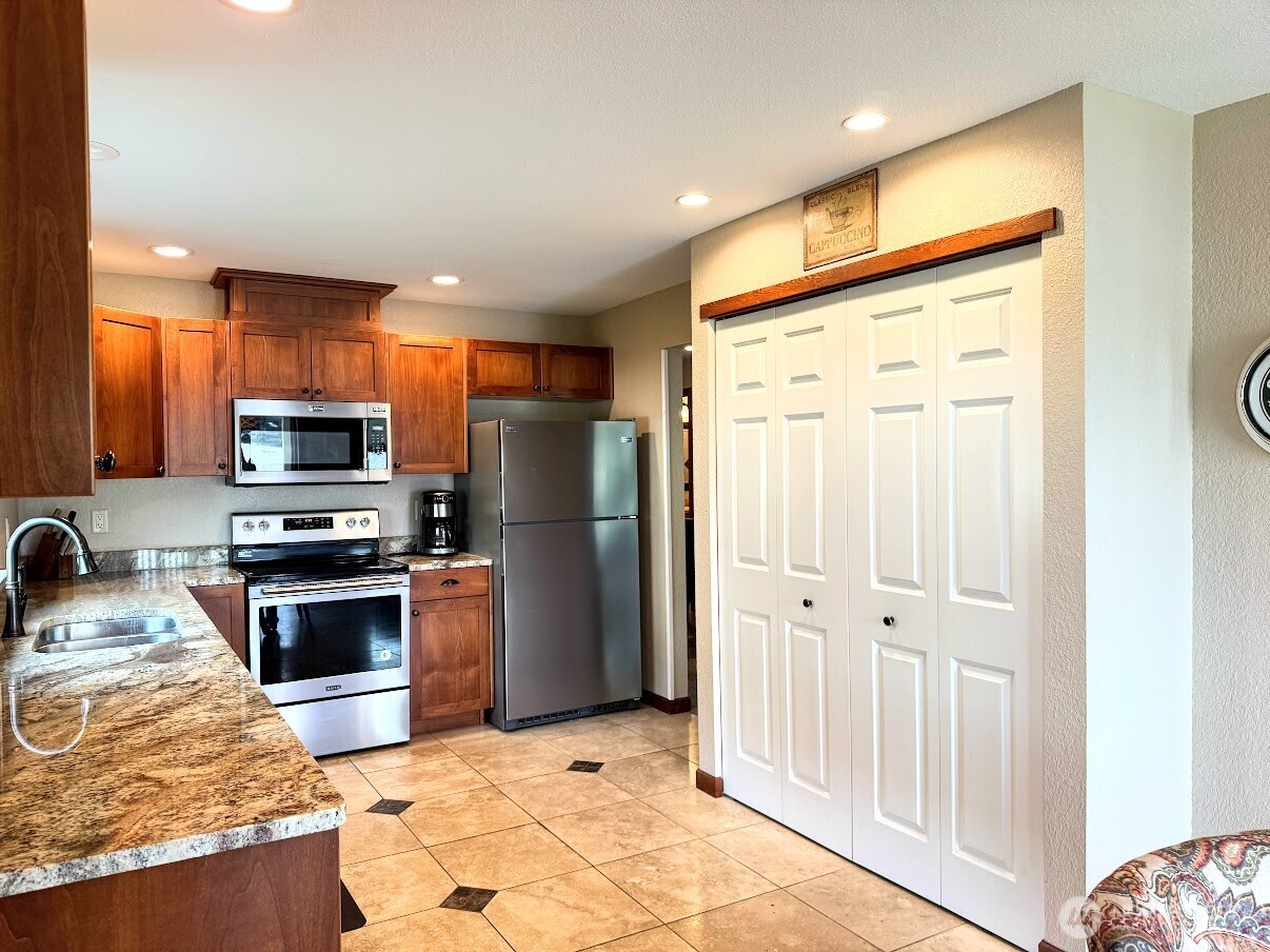 520 11th Street NE #14, East Wenatchee, WA 98802