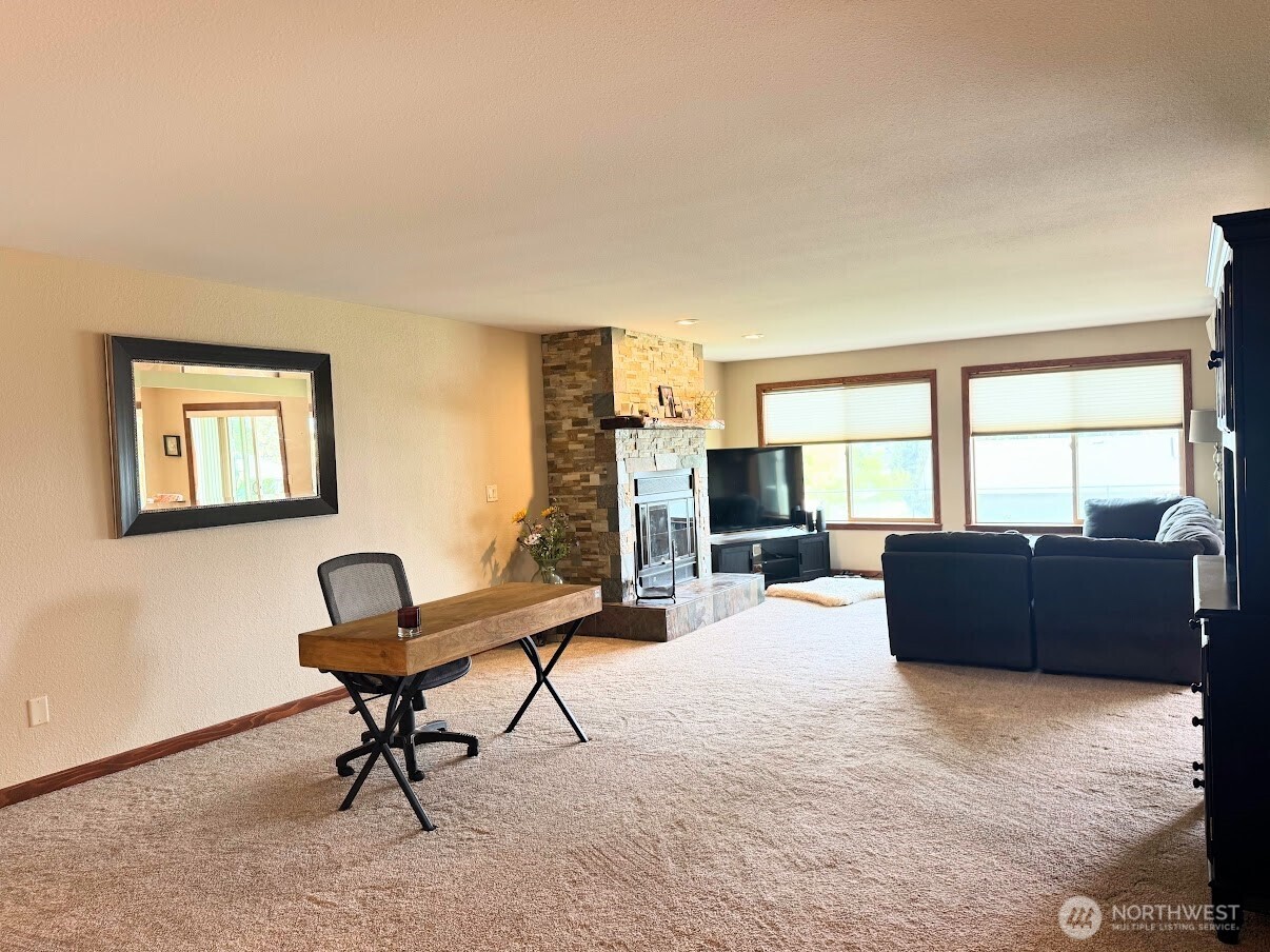 520 11th Street NE #14, East Wenatchee, WA 98802