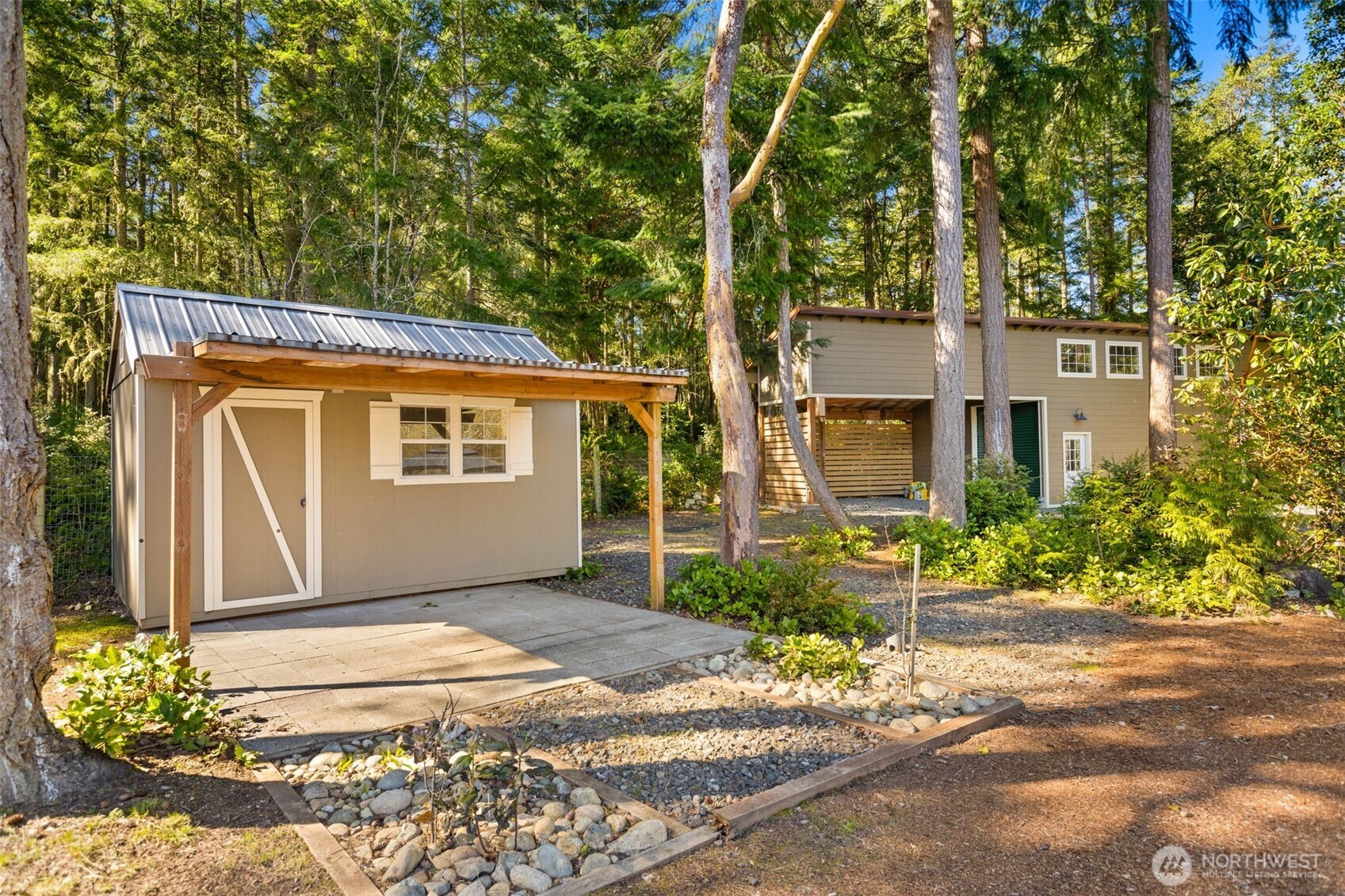 1418 13th Avenue , Fox Island, WA 98333