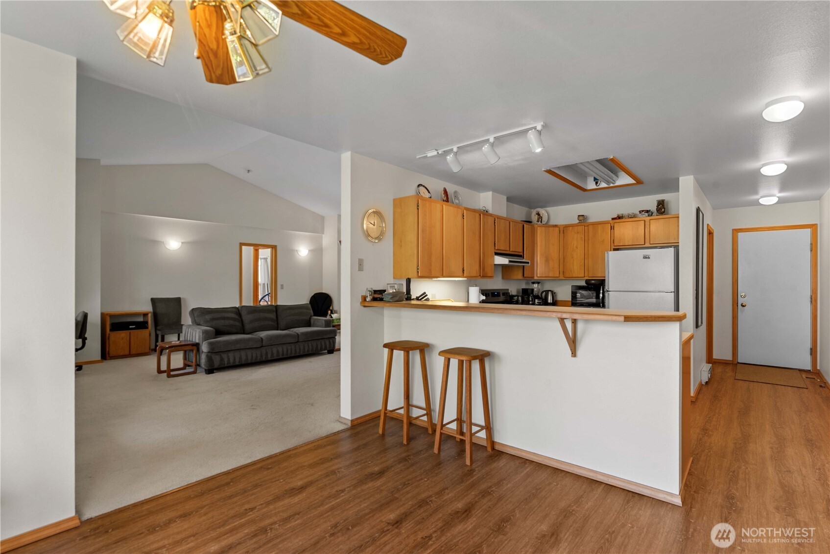 40 McLallen Lane , Manson, WA 98831
