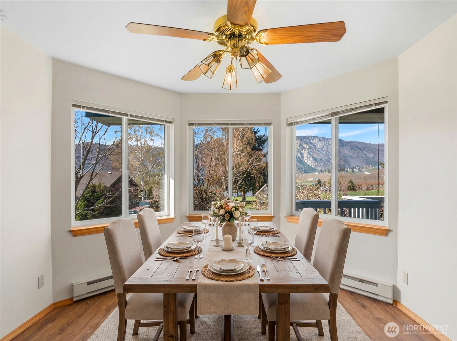 40 McLallen Lane , Manson, WA 98831