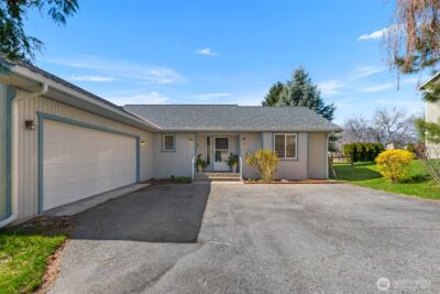 40 McLallen Lane , Manson, WA 98831 - Photo 2