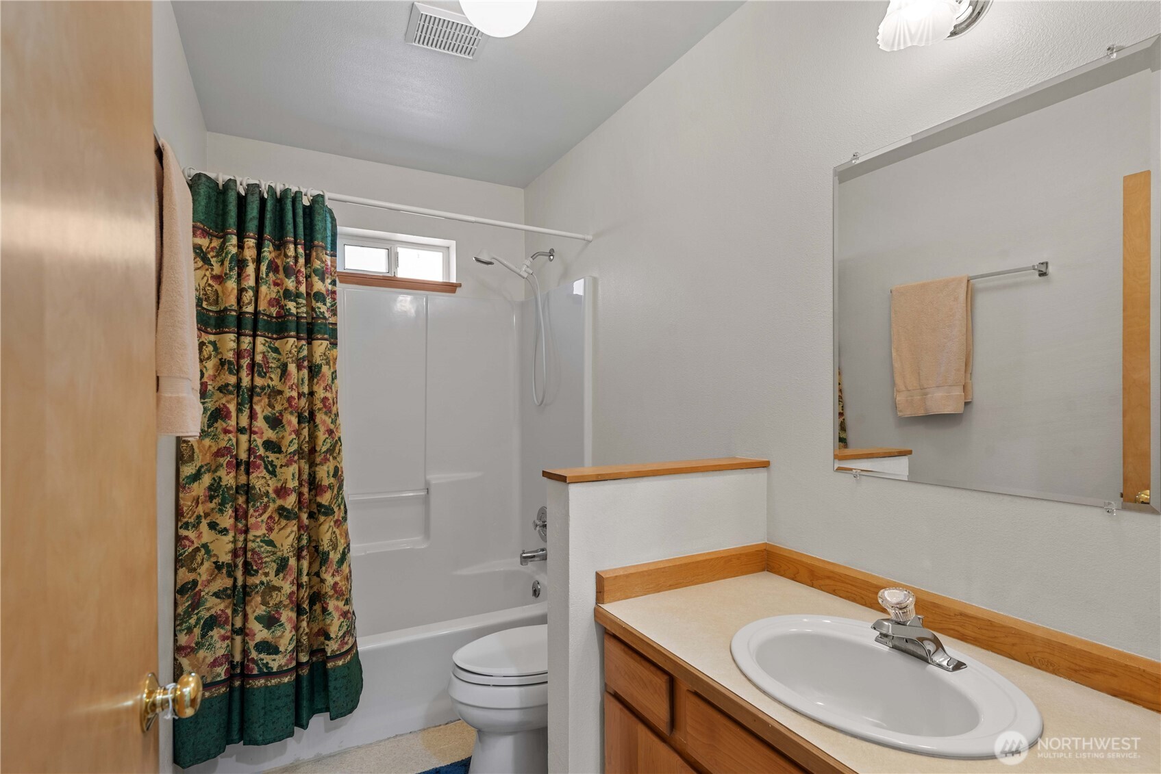40 McLallen Lane , Manson, WA 98831