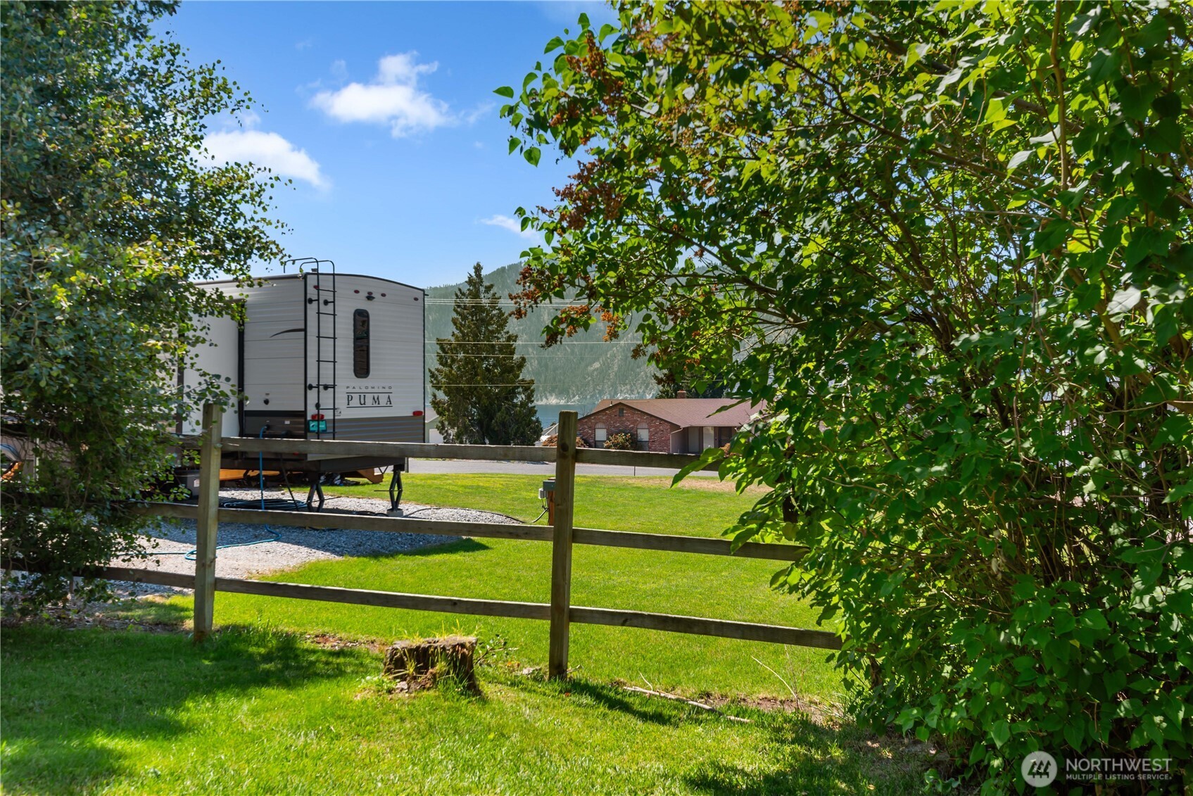 40 McLallen Lane , Manson, WA 98831