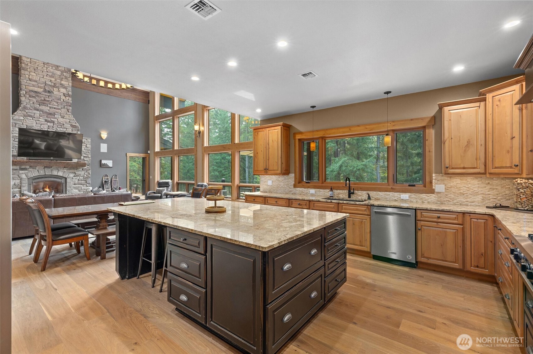 251 Evergreen Valley Loop Road , Ronald, WA 98940