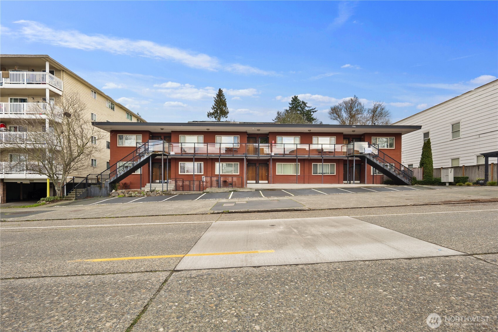 7106 California Avenue SW #101, Seattle, WA 98136