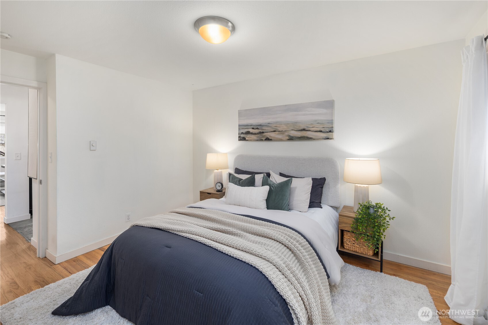 7106 California Avenue SW #101, Seattle, WA 98136