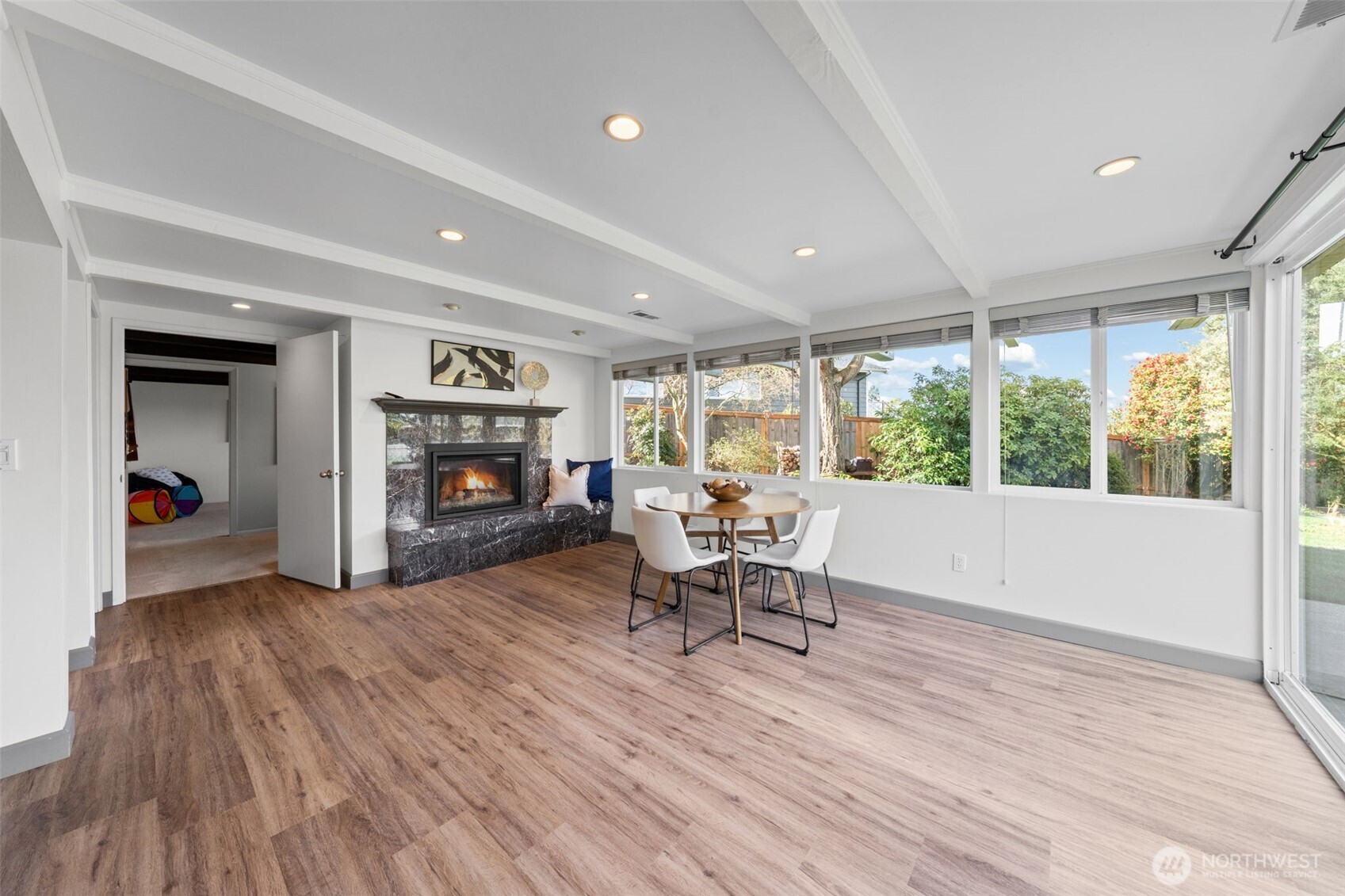 12128 SE 19th Street , Bellevue, WA 98005