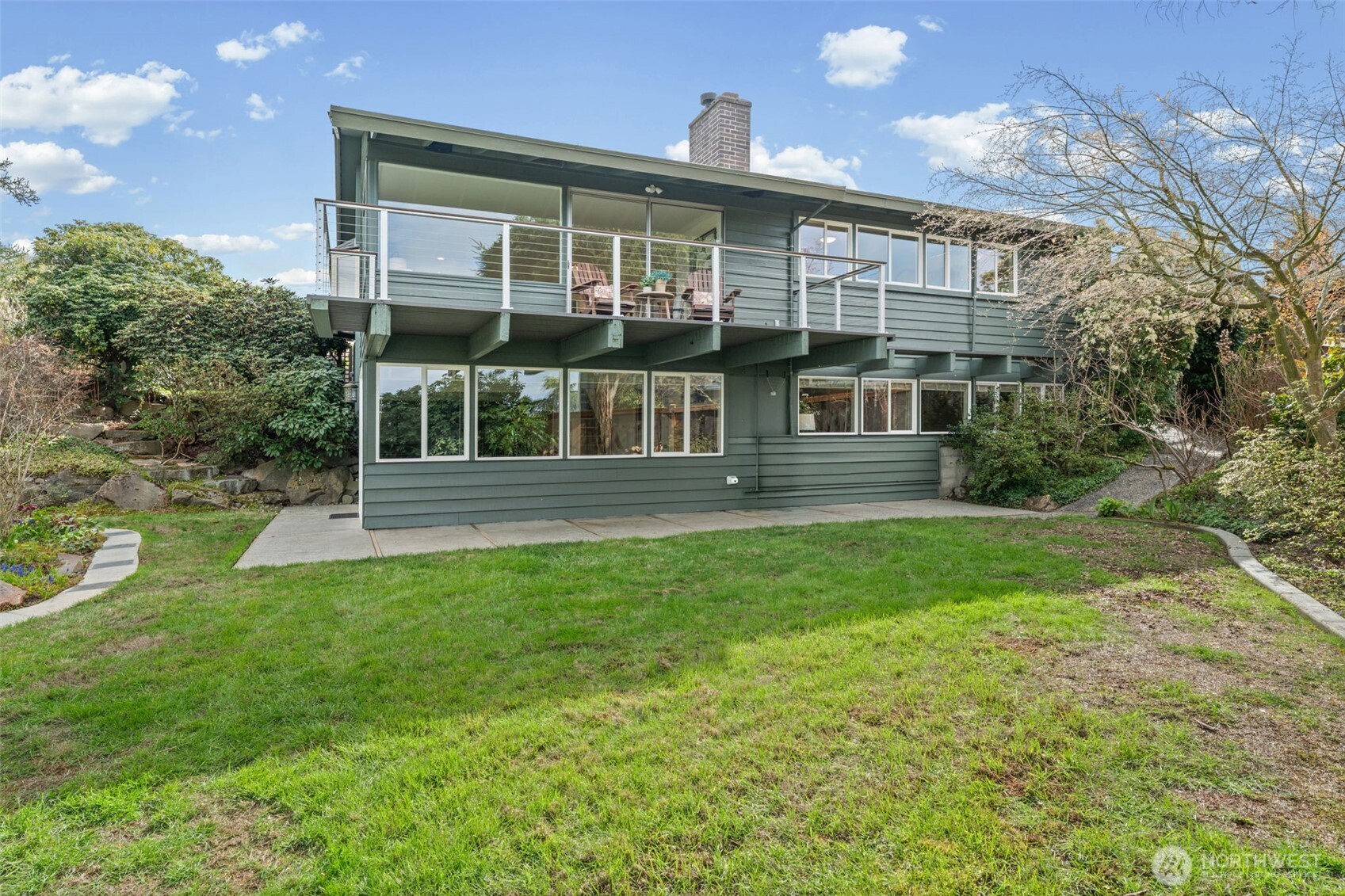 12128 SE 19th Street , Bellevue, WA 98005