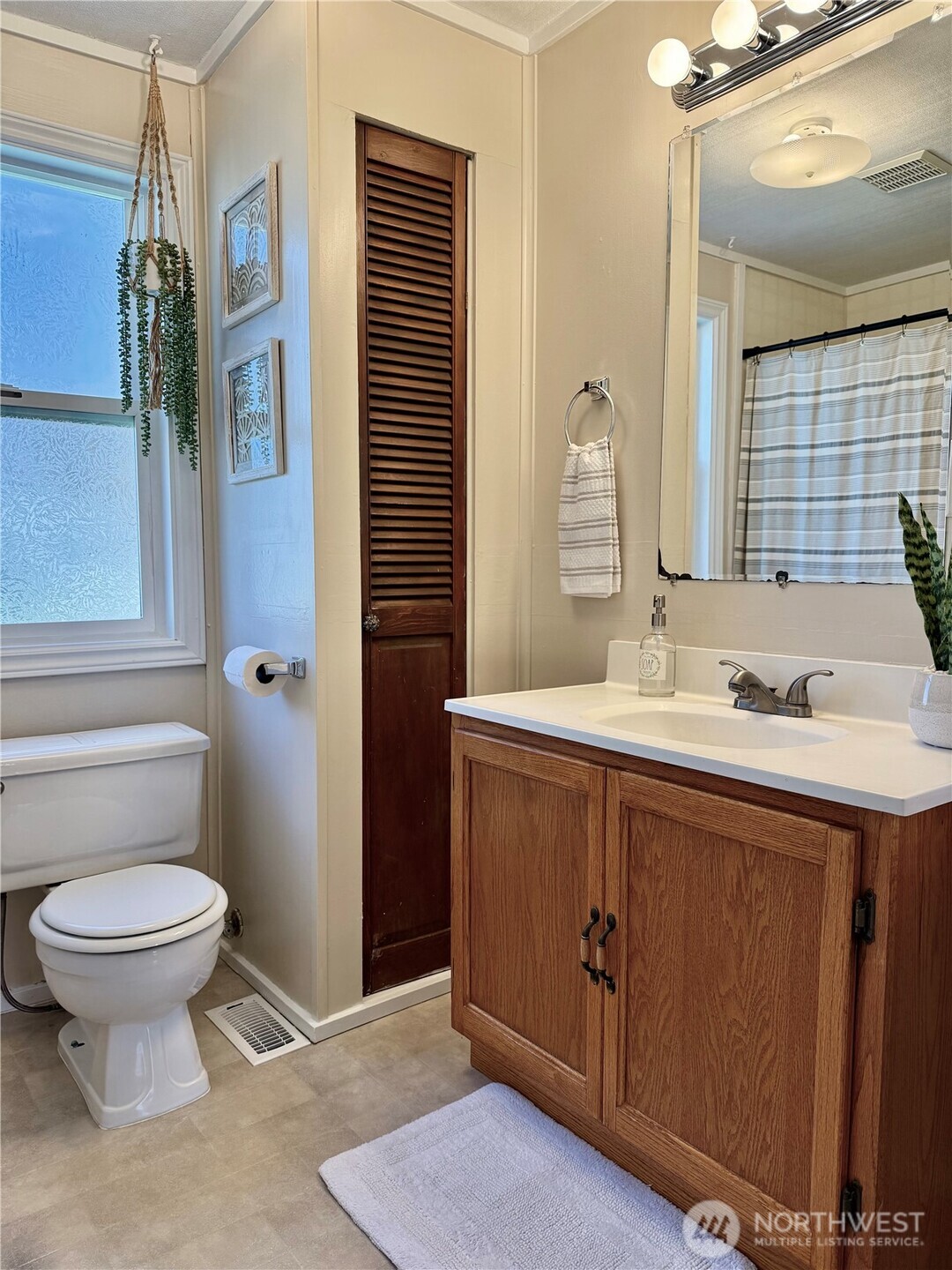 606 N Sprague Street , Ellensburg, WA 98926