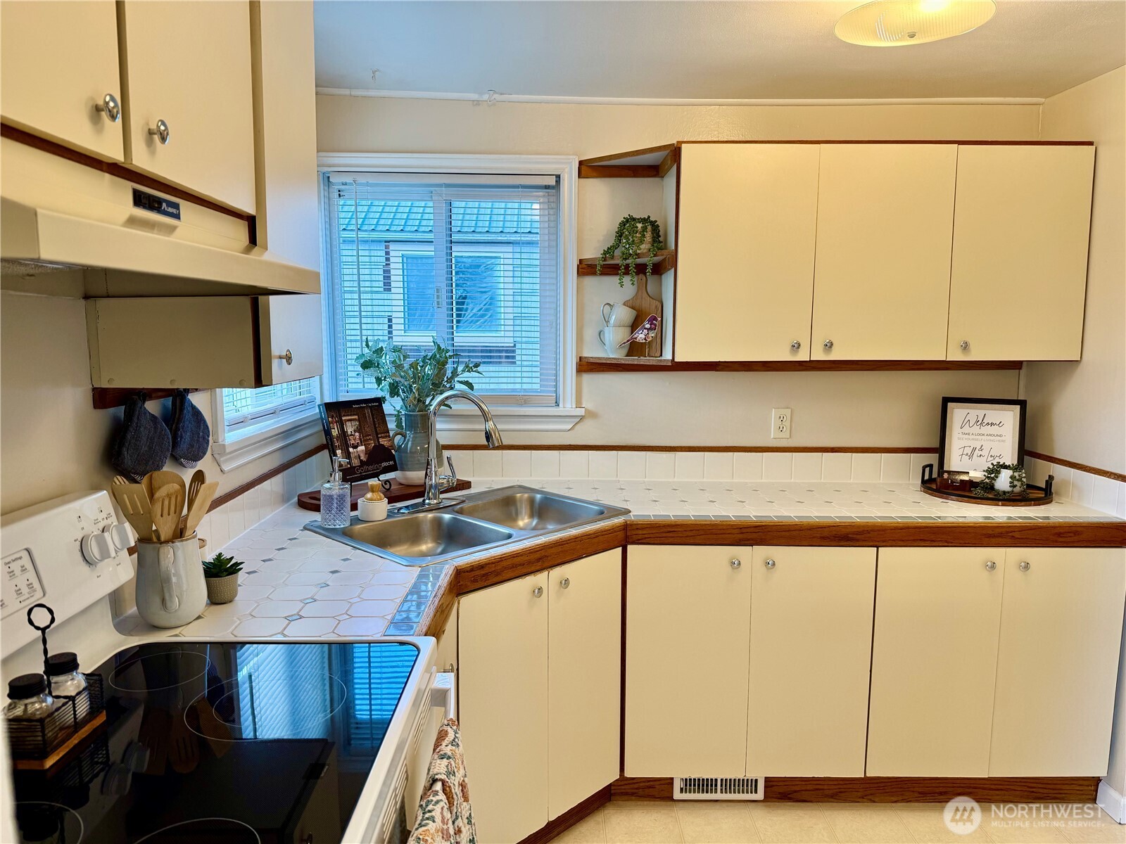 606 N Sprague Street , Ellensburg, WA 98926