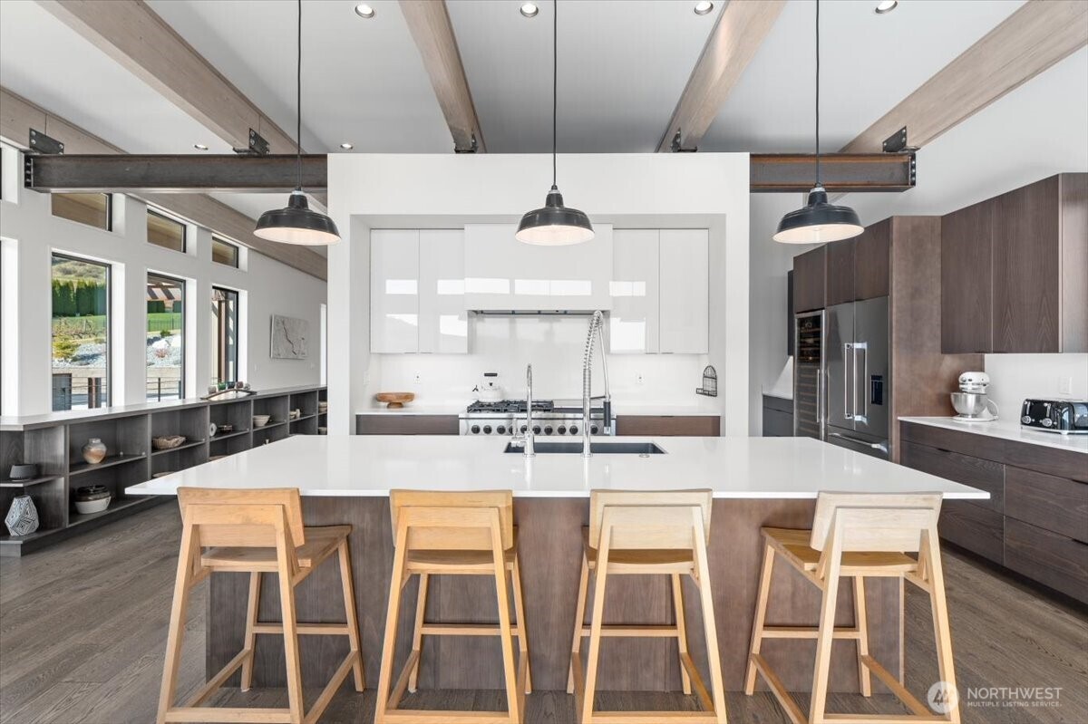 140 Clos Chevalle Road , Chelan, WA 98816