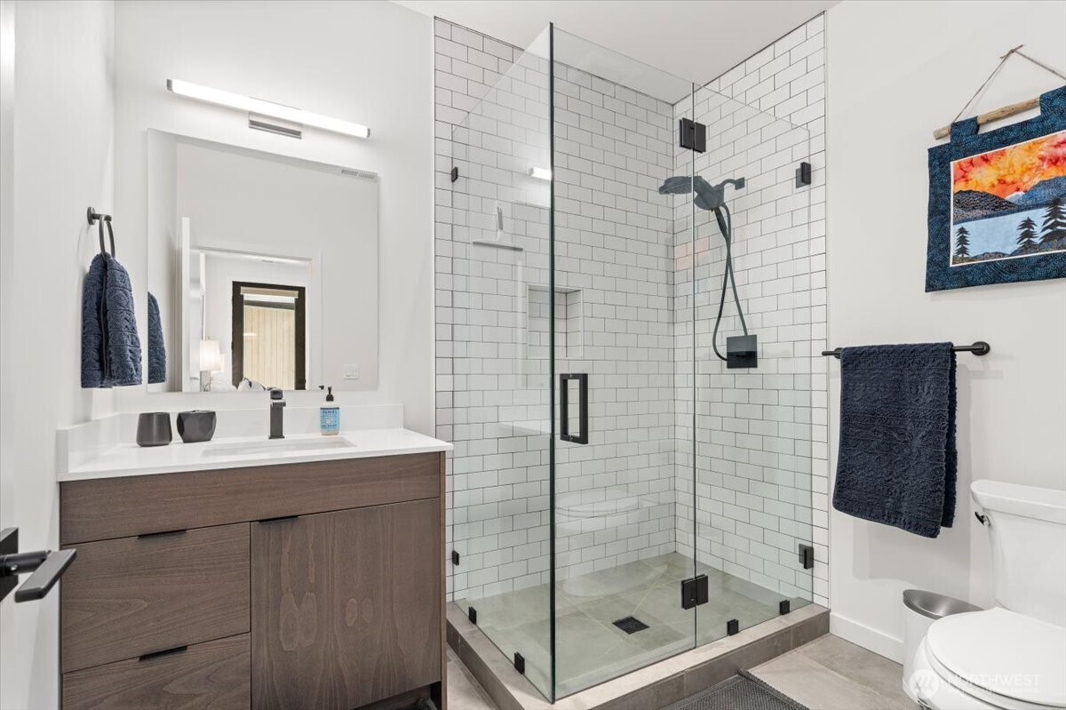 140 Clos Chevalle Road , Chelan, WA 98816