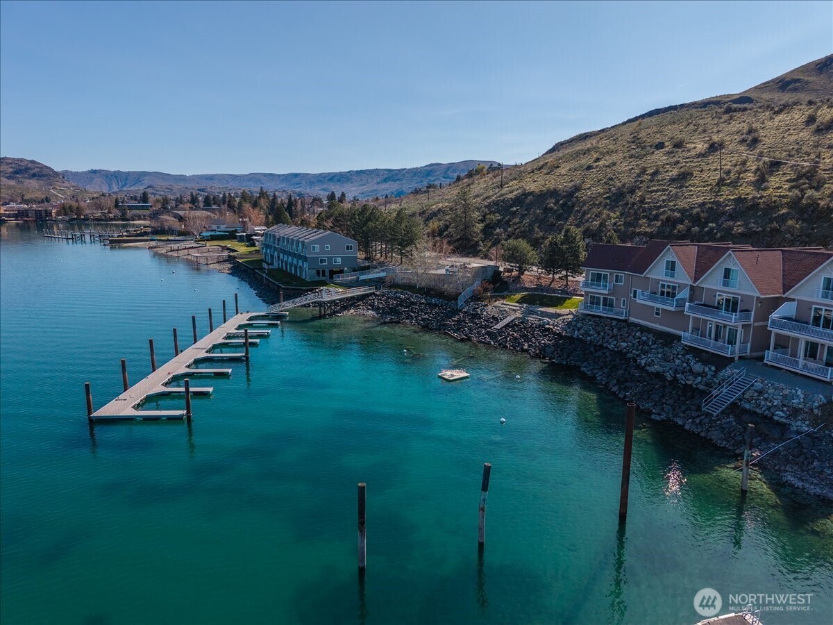 1120 W Woodin Avenue #3, Chelan, WA 98816