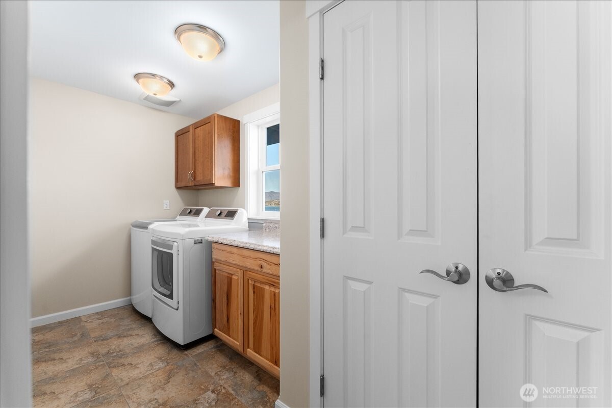 1120 W Woodin Avenue #3, Chelan, WA 98816