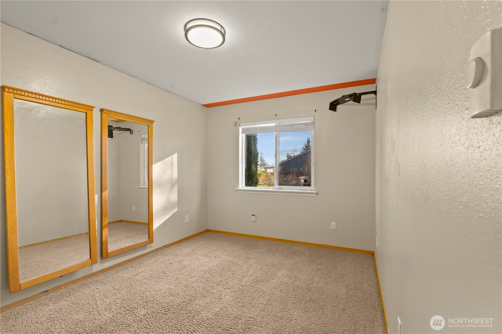 17519 Park Avenue S, Spanaway, WA 98387-9109