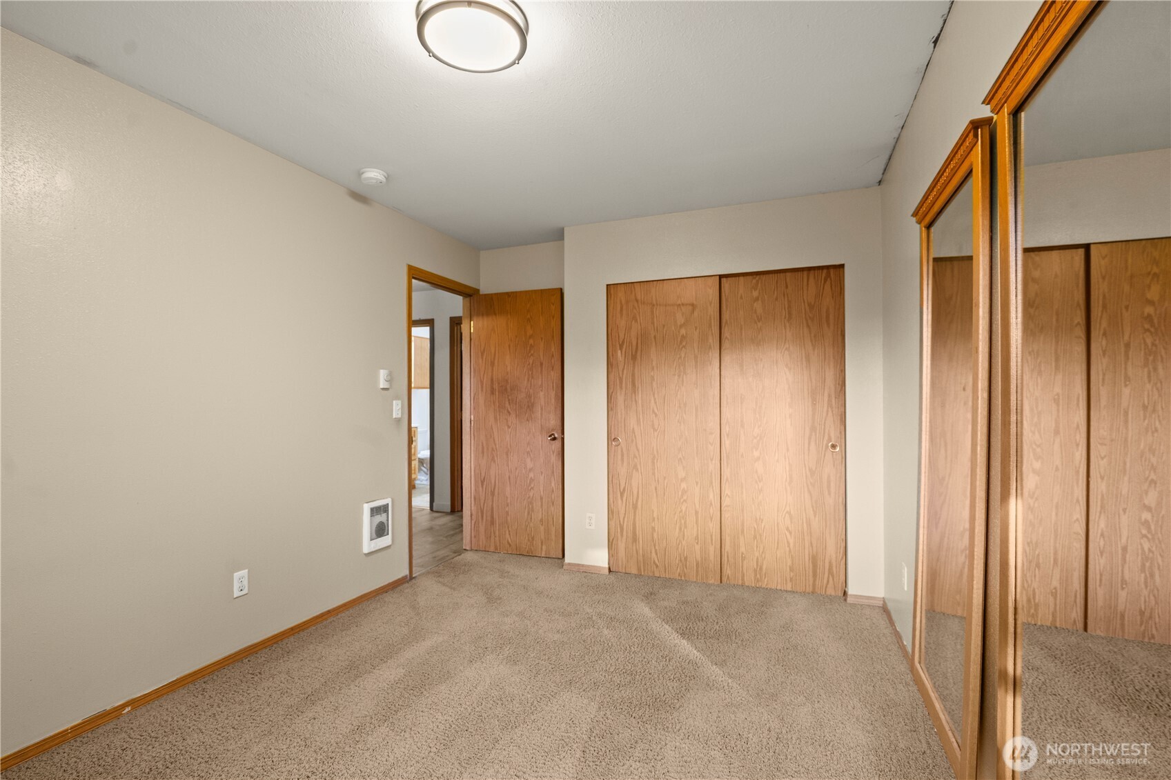 17519 Park Avenue S, Spanaway, WA 98387-9109