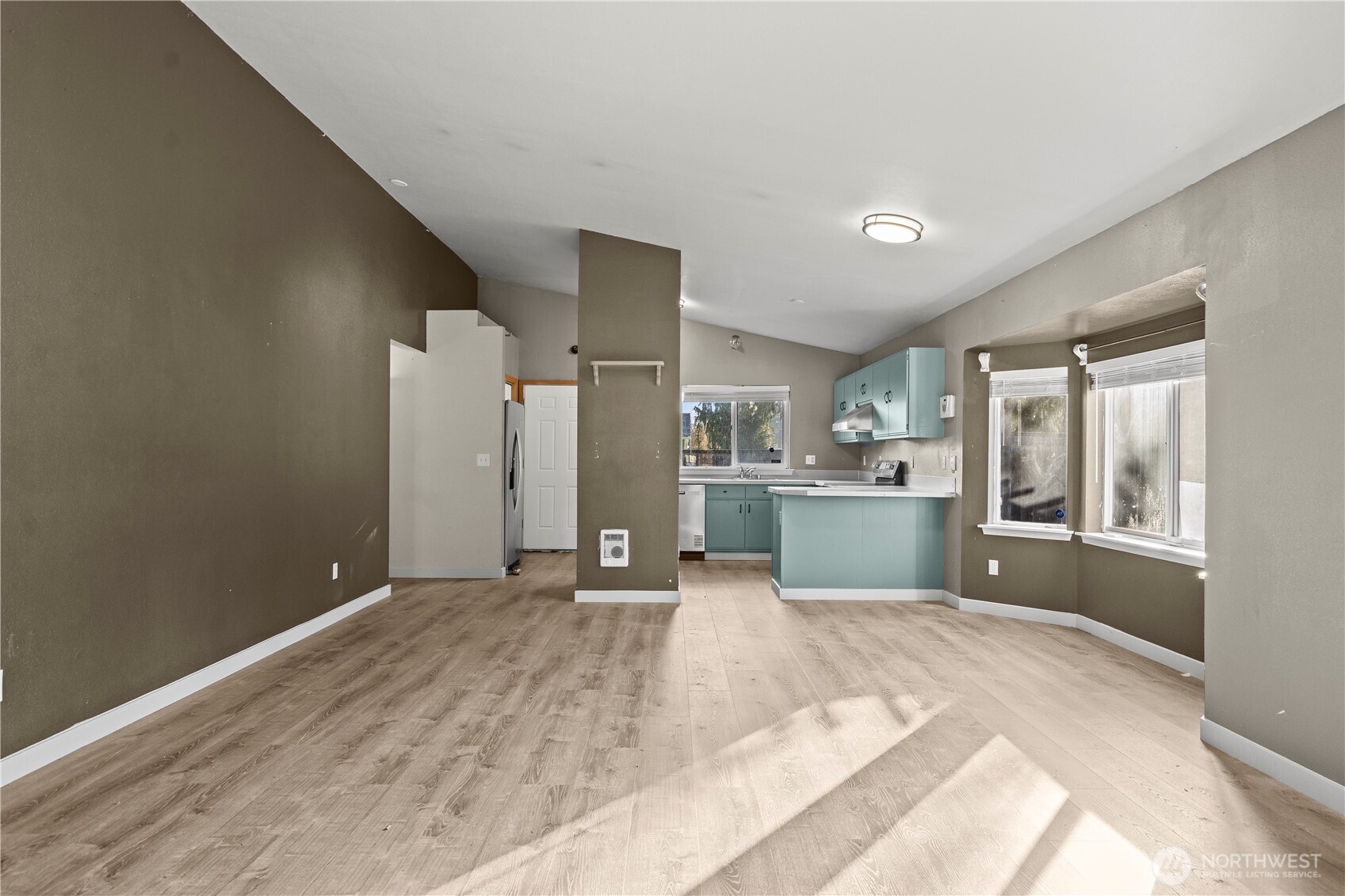 17519 Park Avenue S, Spanaway, WA 98387-9109