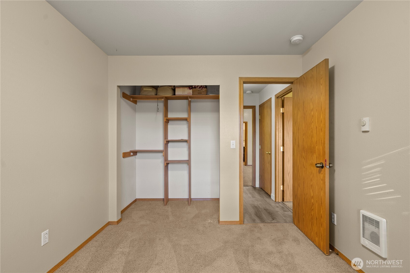 17519 Park Avenue S, Spanaway, WA 98387-9109