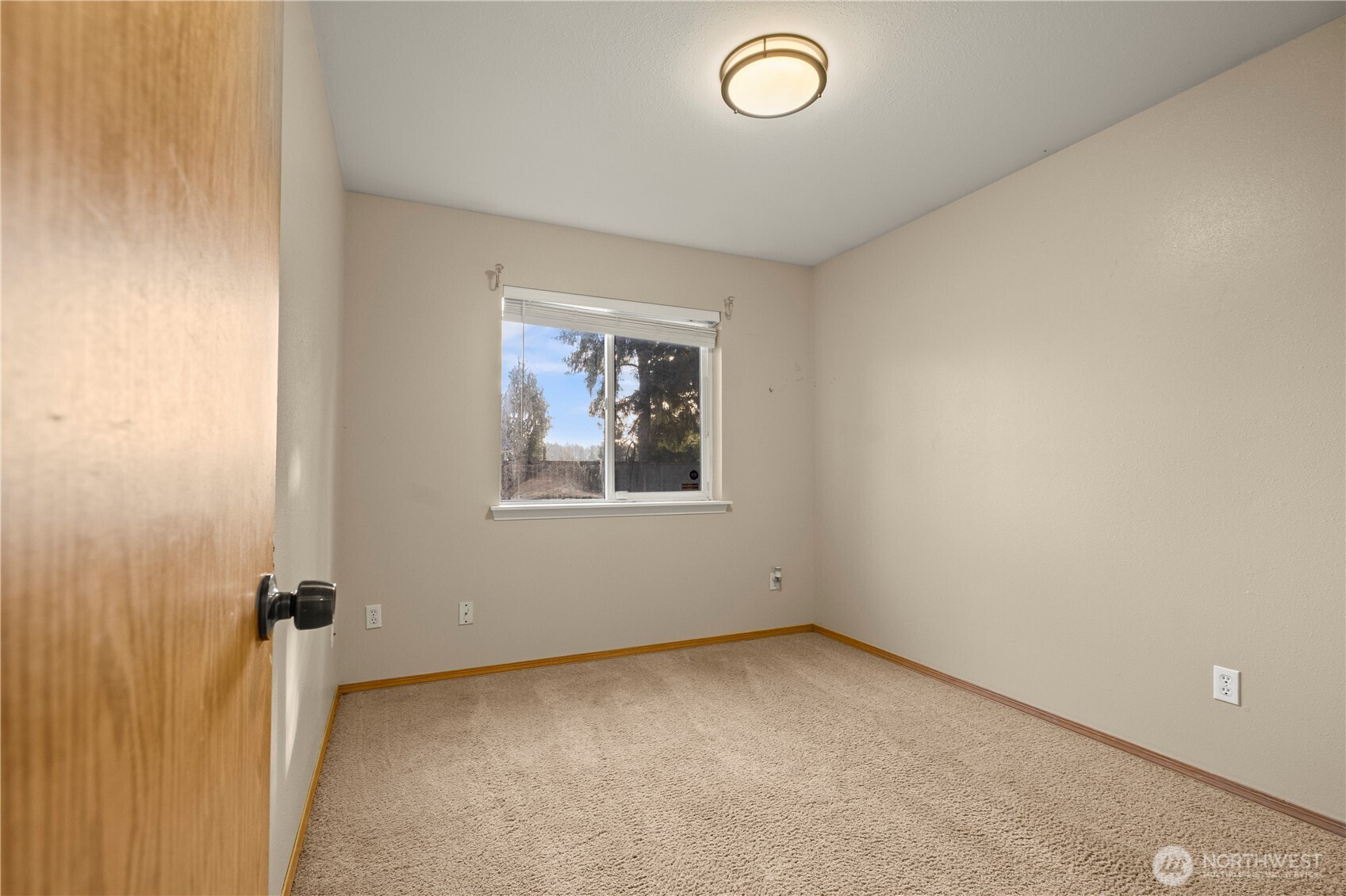 17519 Park Avenue S, Spanaway, WA 98387-9109