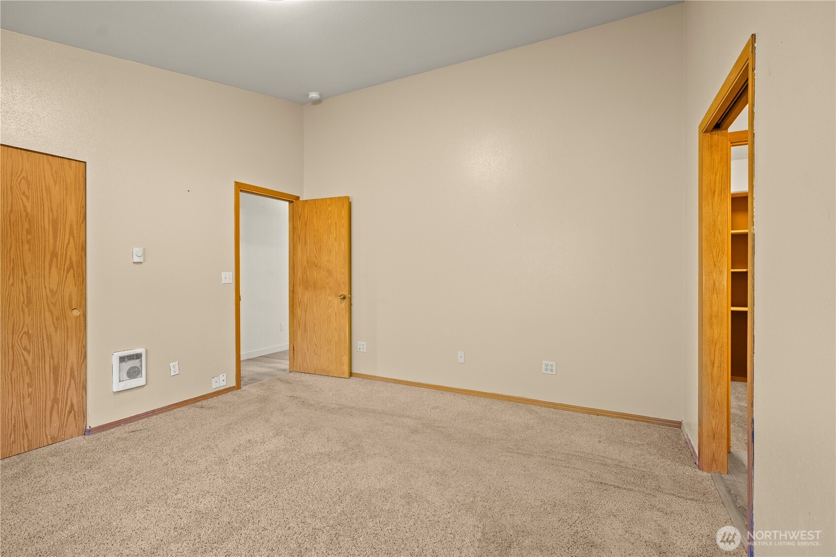 17519 Park Avenue S, Spanaway, WA 98387-9109