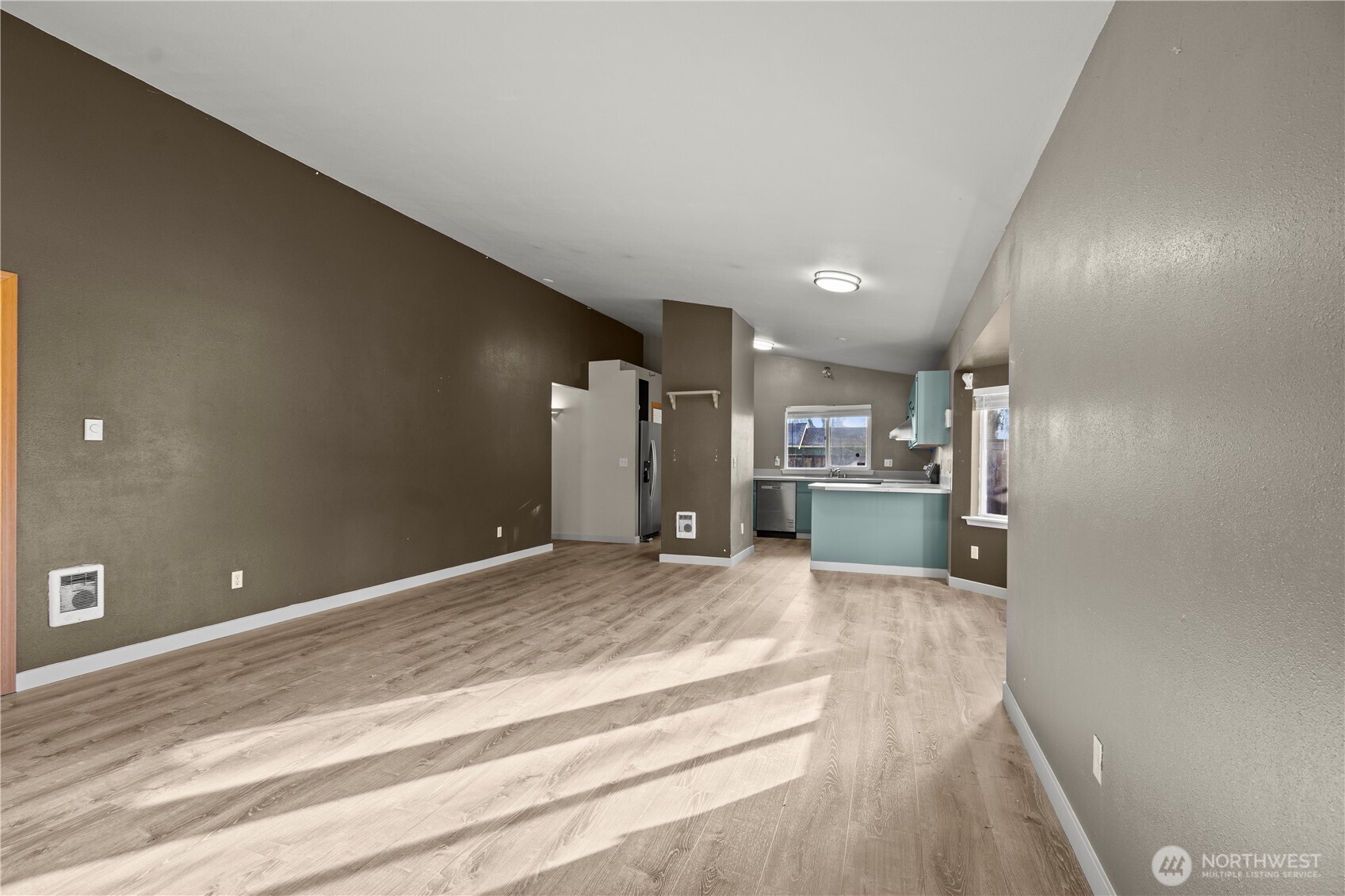 17519 Park Avenue S, Spanaway, WA 98387-9109