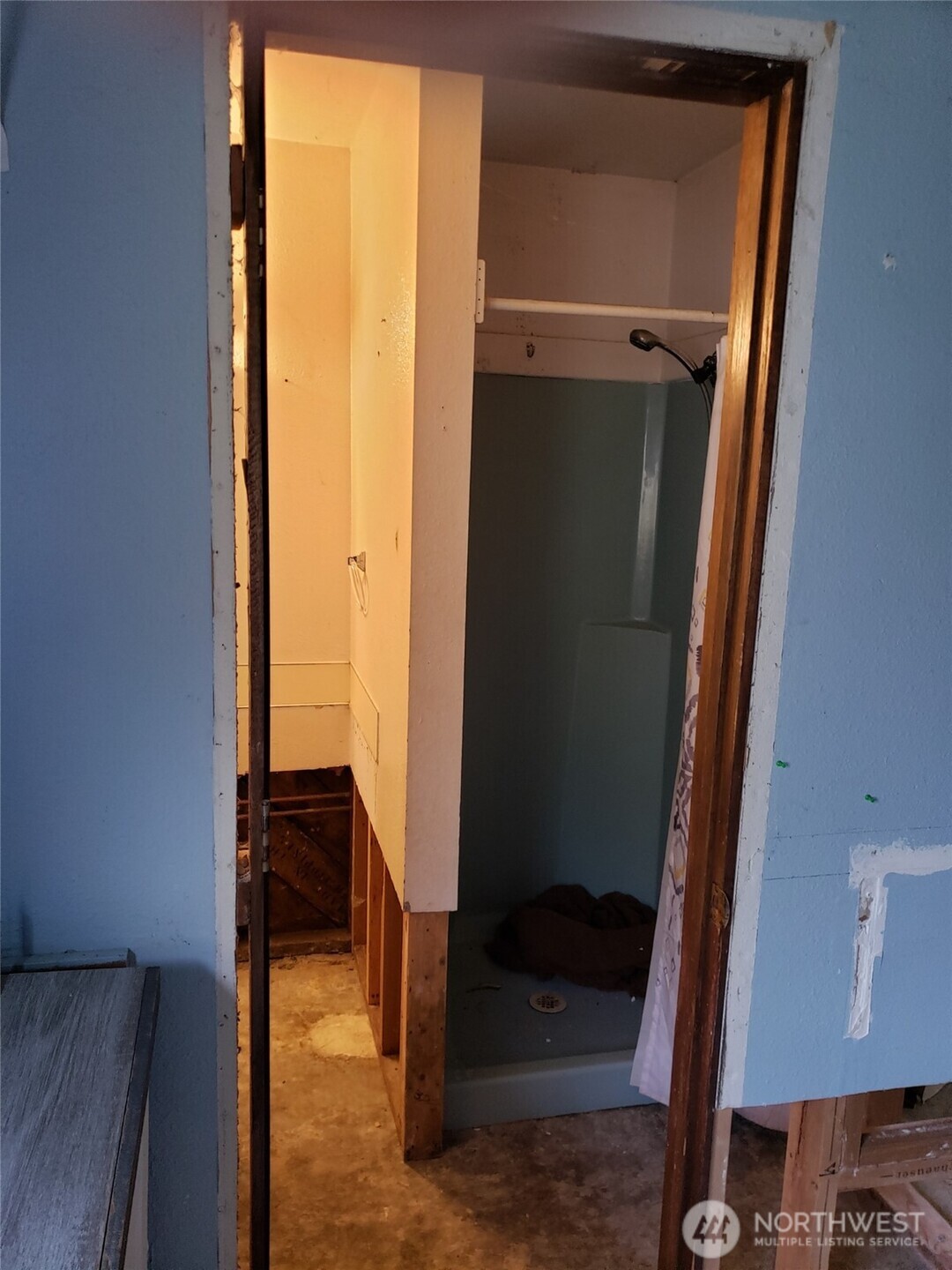 2830 Colorado Street , Longview, WA 98632