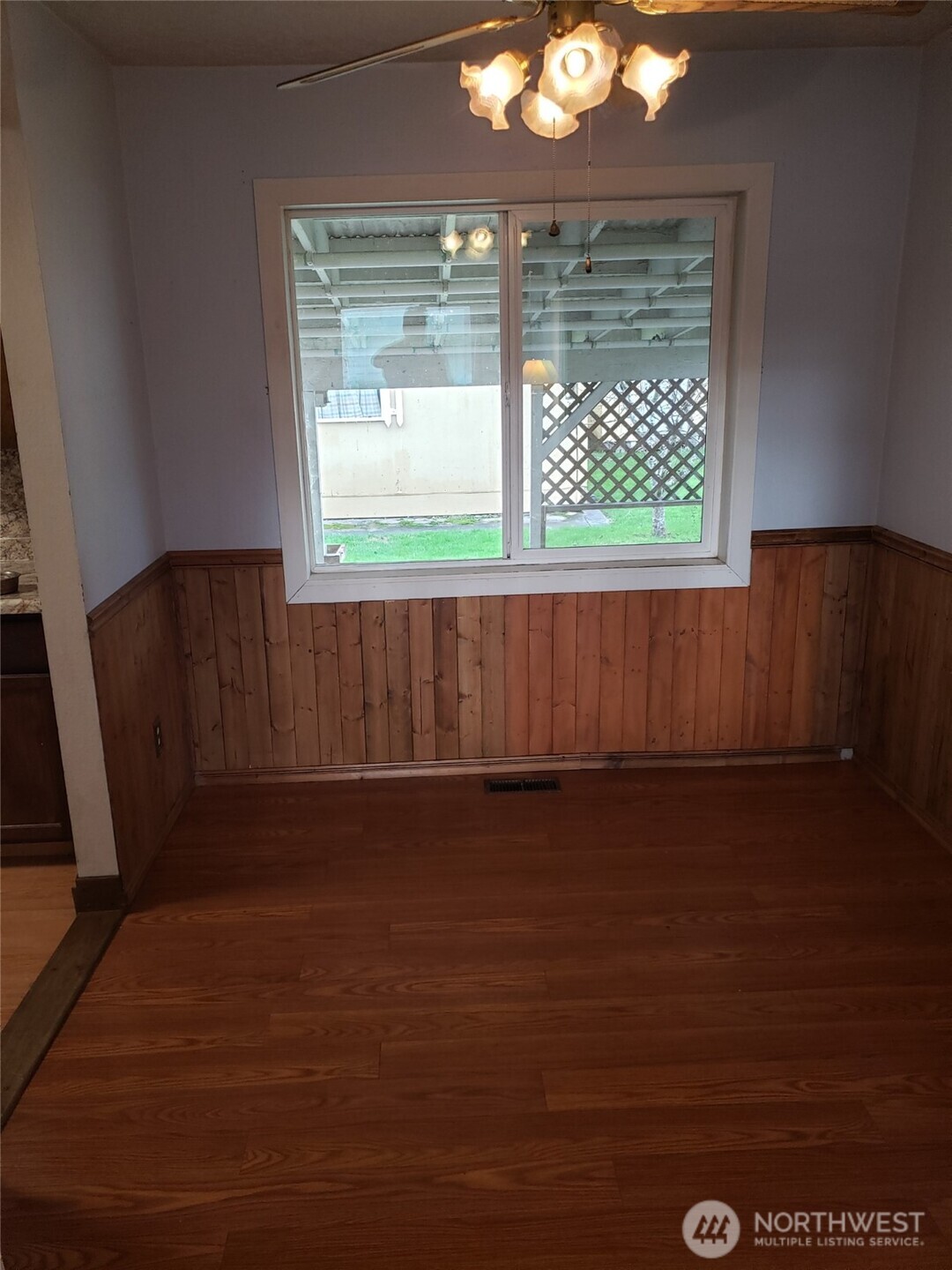 2830 Colorado Street , Longview, WA 98632