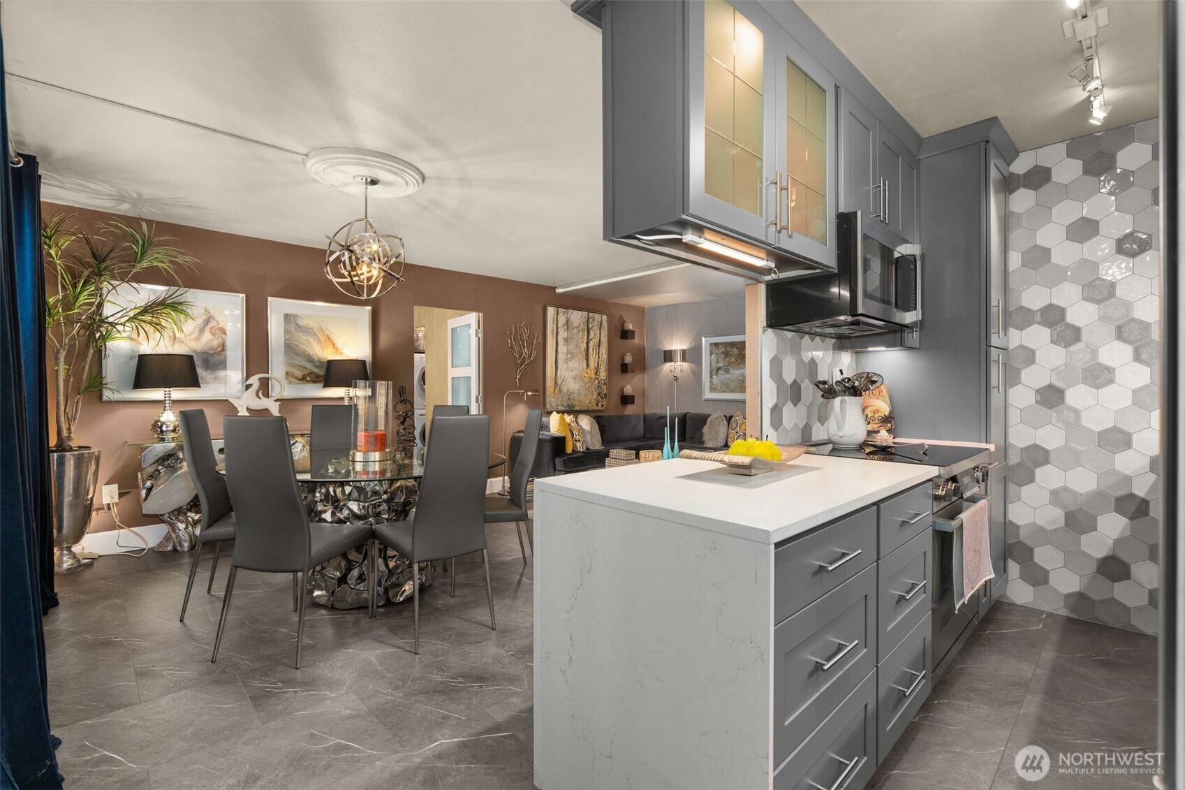 1105 Spring St #211, Seattle, WA 98104