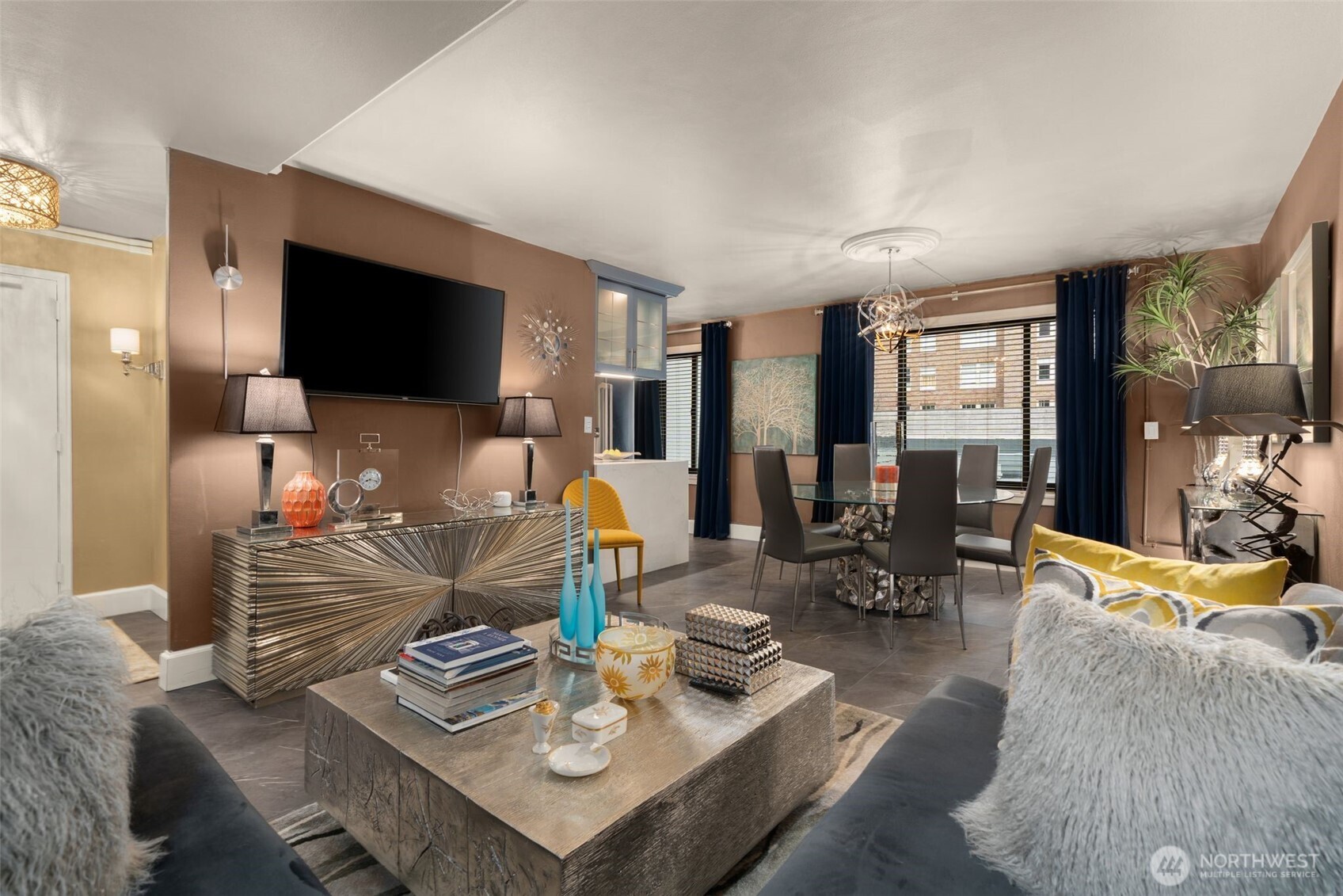 1105 Spring St #211, Seattle, WA 98104