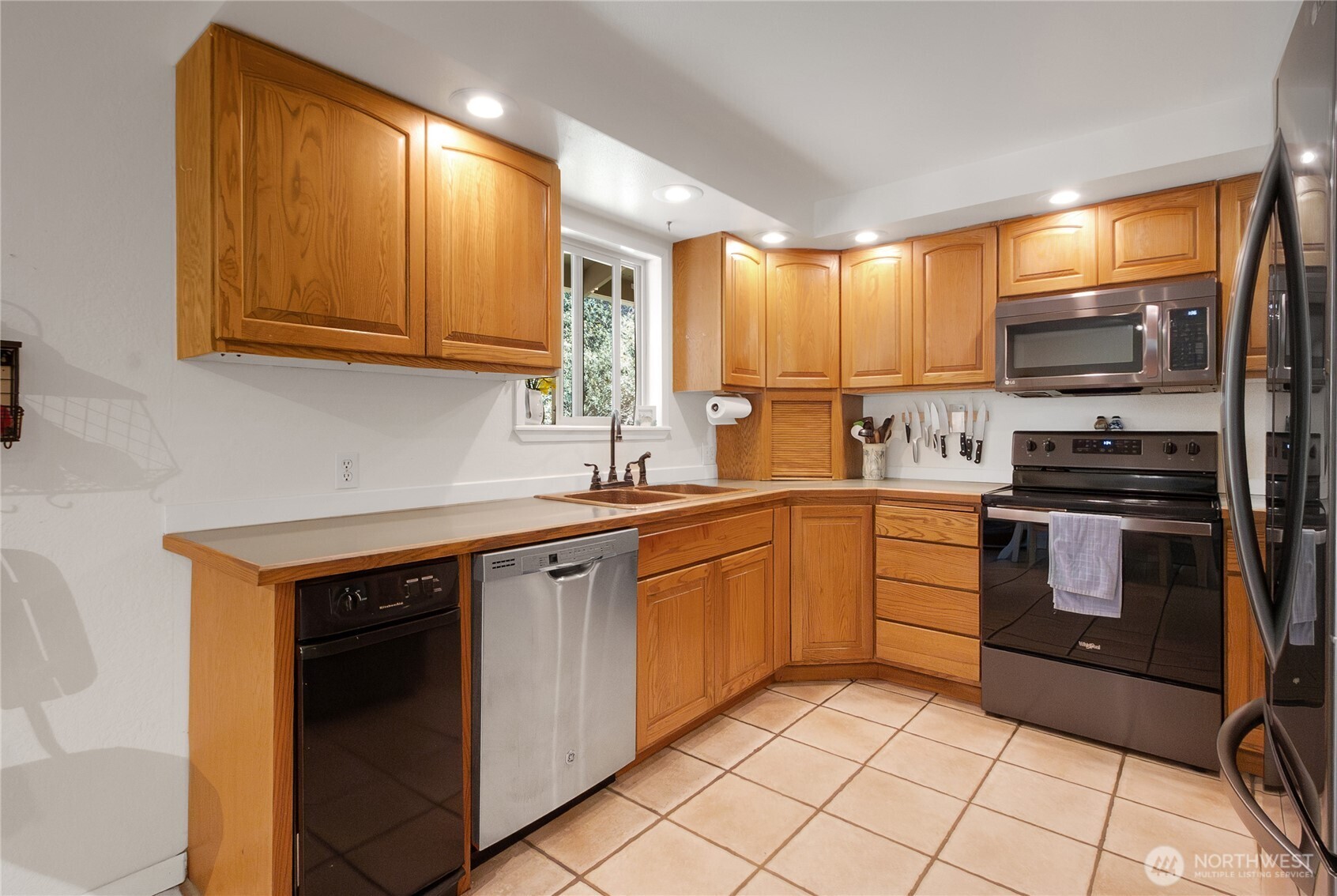 102 40 Crumb Road , Morton, WA 98356