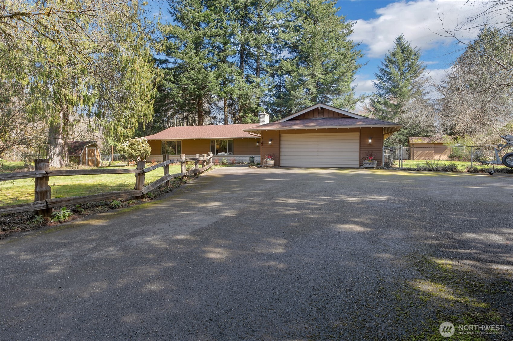 102 40 Crumb Road , Morton, WA 98356