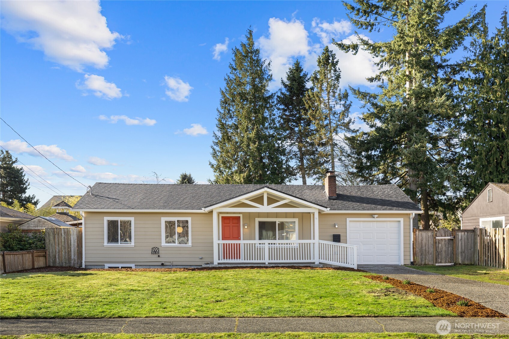 6826 N 11th Street , Tacoma, WA 98406-9840