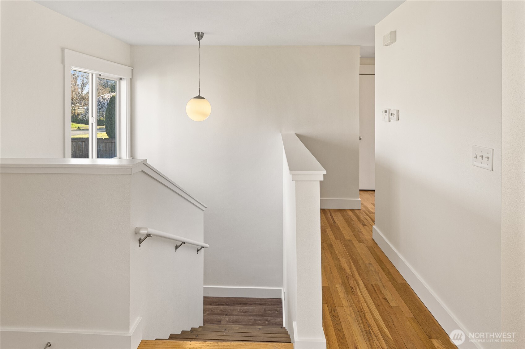 6826 N 11th Street , Tacoma, WA 98406-9840