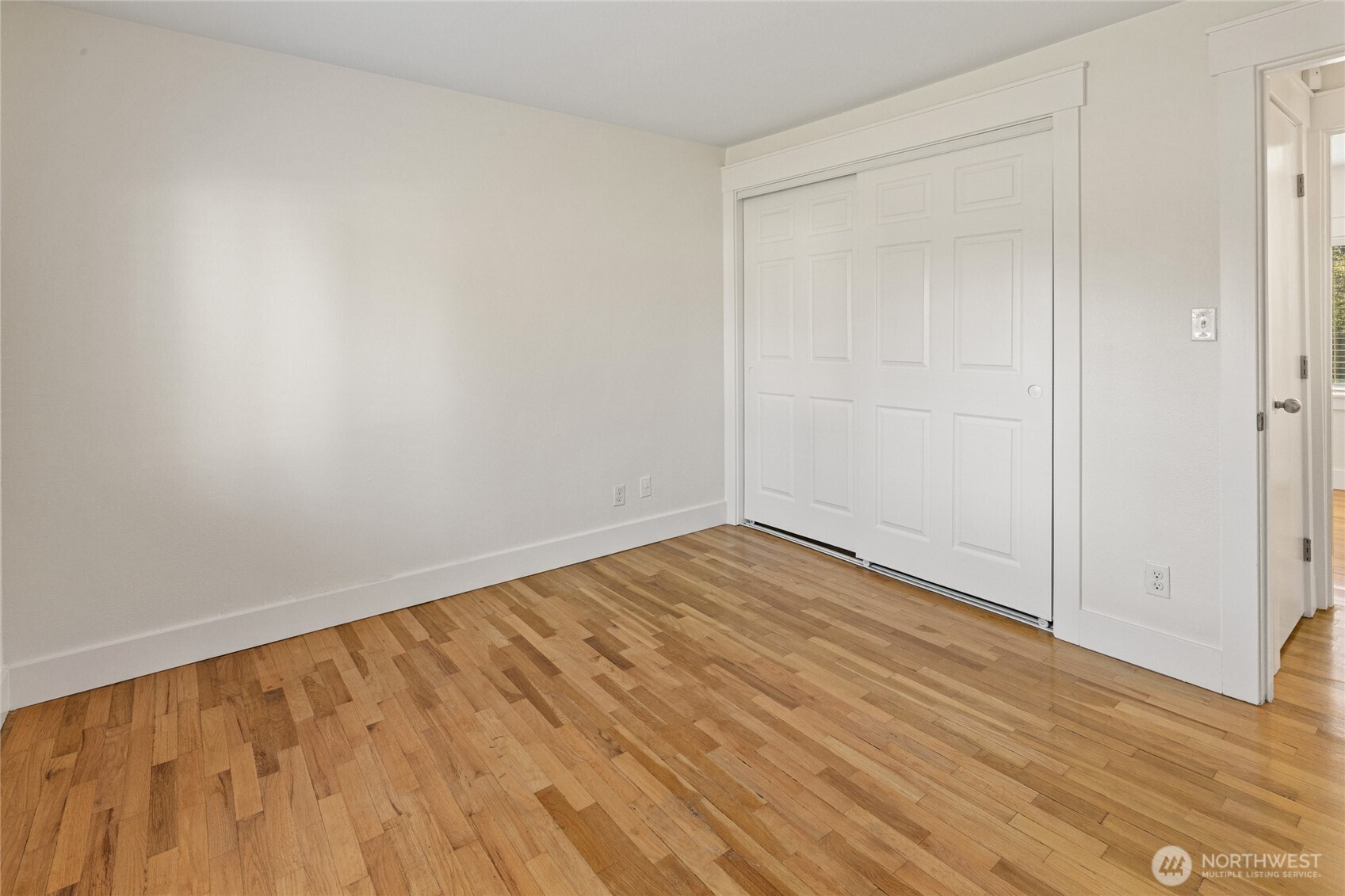 6826 N 11th Street , Tacoma, WA 98406-9840