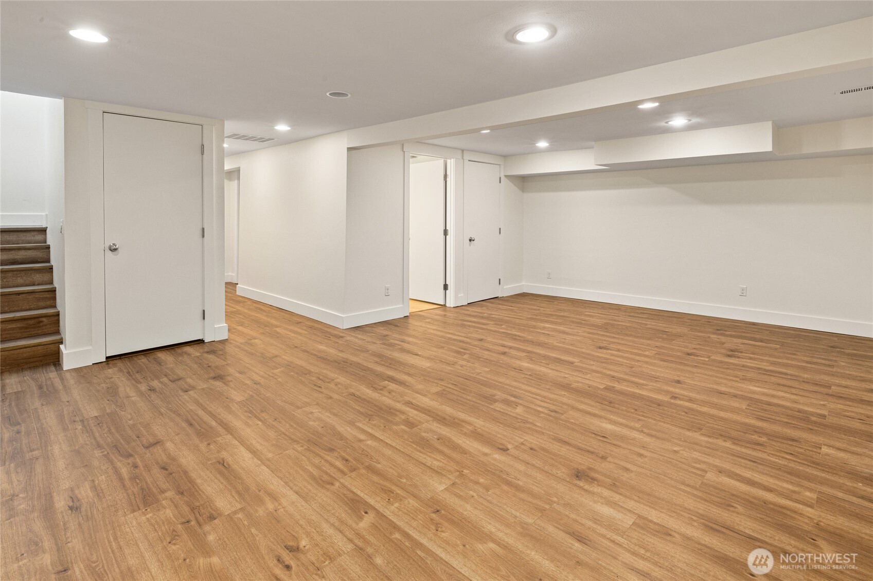 6826 N 11th Street , Tacoma, WA 98406-9840