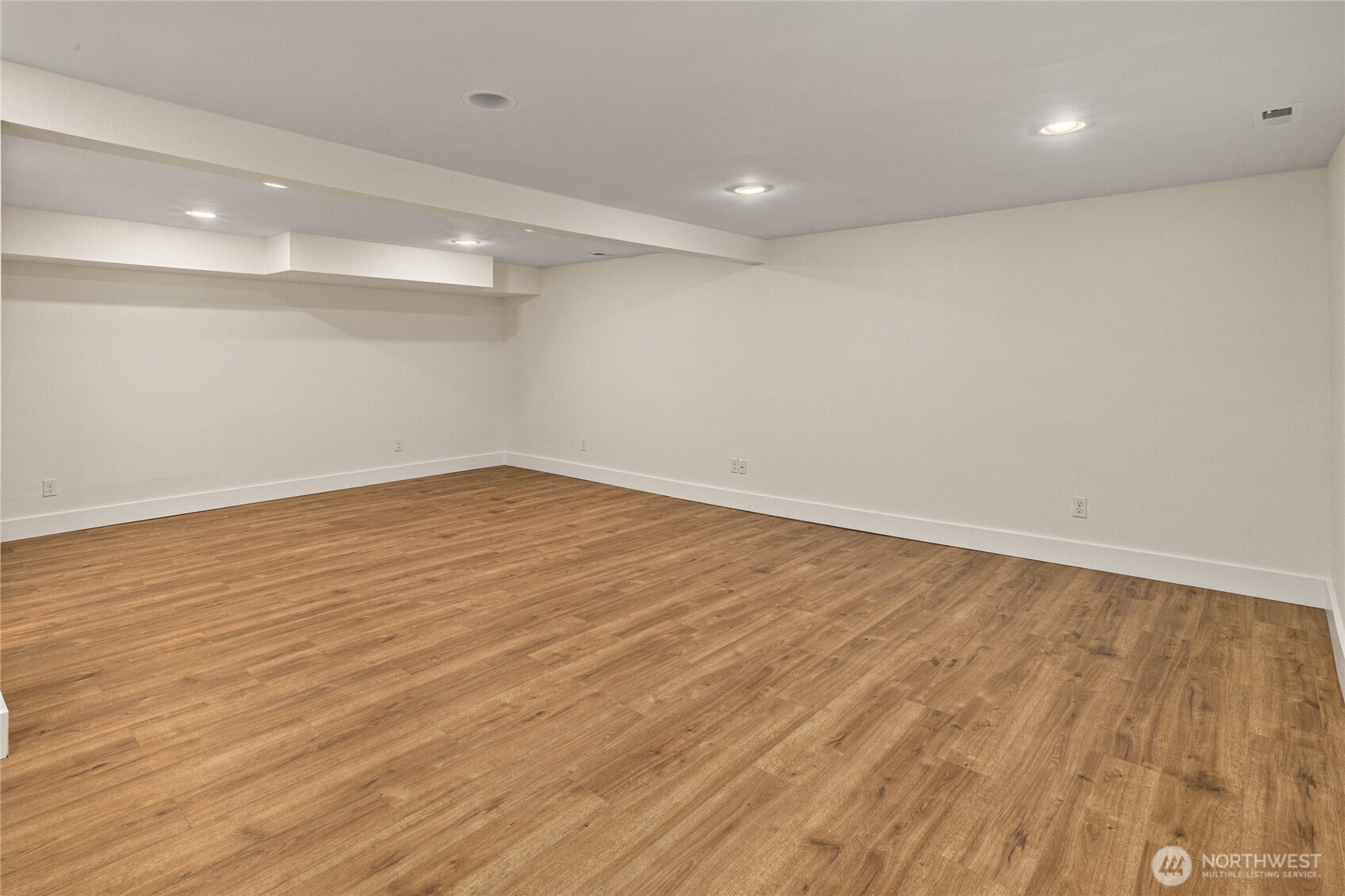 6826 N 11th Street , Tacoma, WA 98406-9840