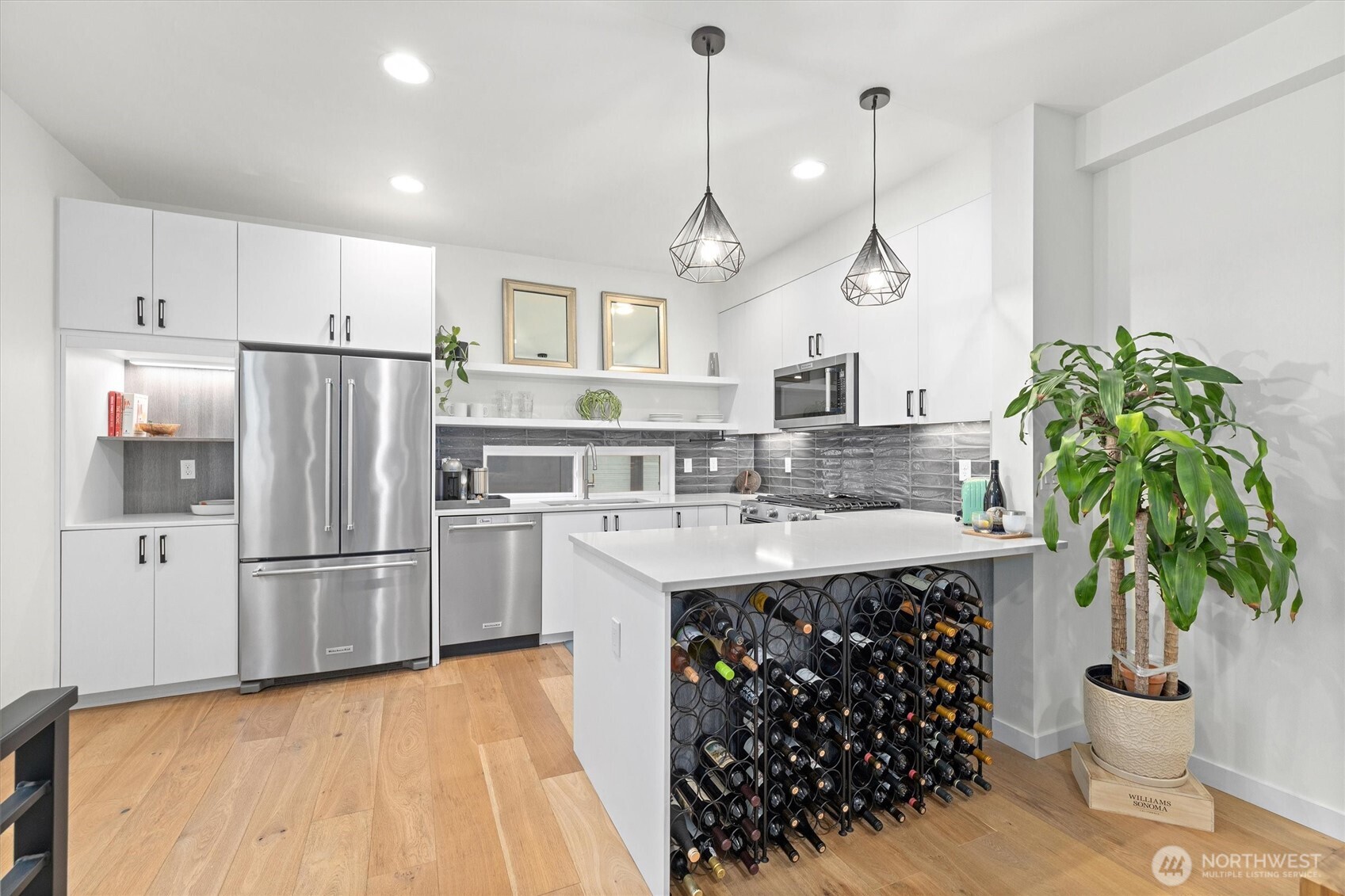 2030 15th Avenue S, Seattle, WA 98144