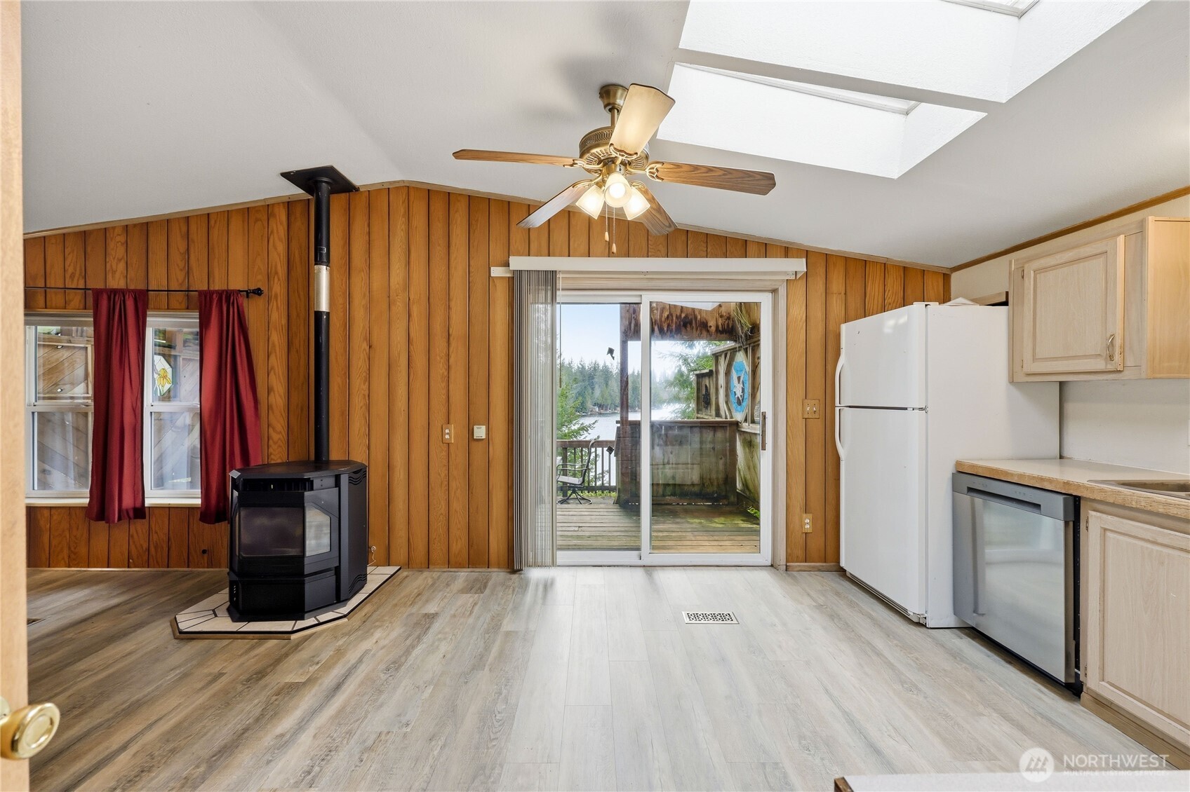 2120 NE Tahuya Blacksmith Road , Tahuya, WA 98588