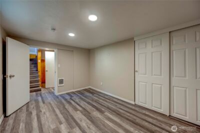 211 W Harvard Avenue , Shelton, WA 98584-3767 - Photo 18