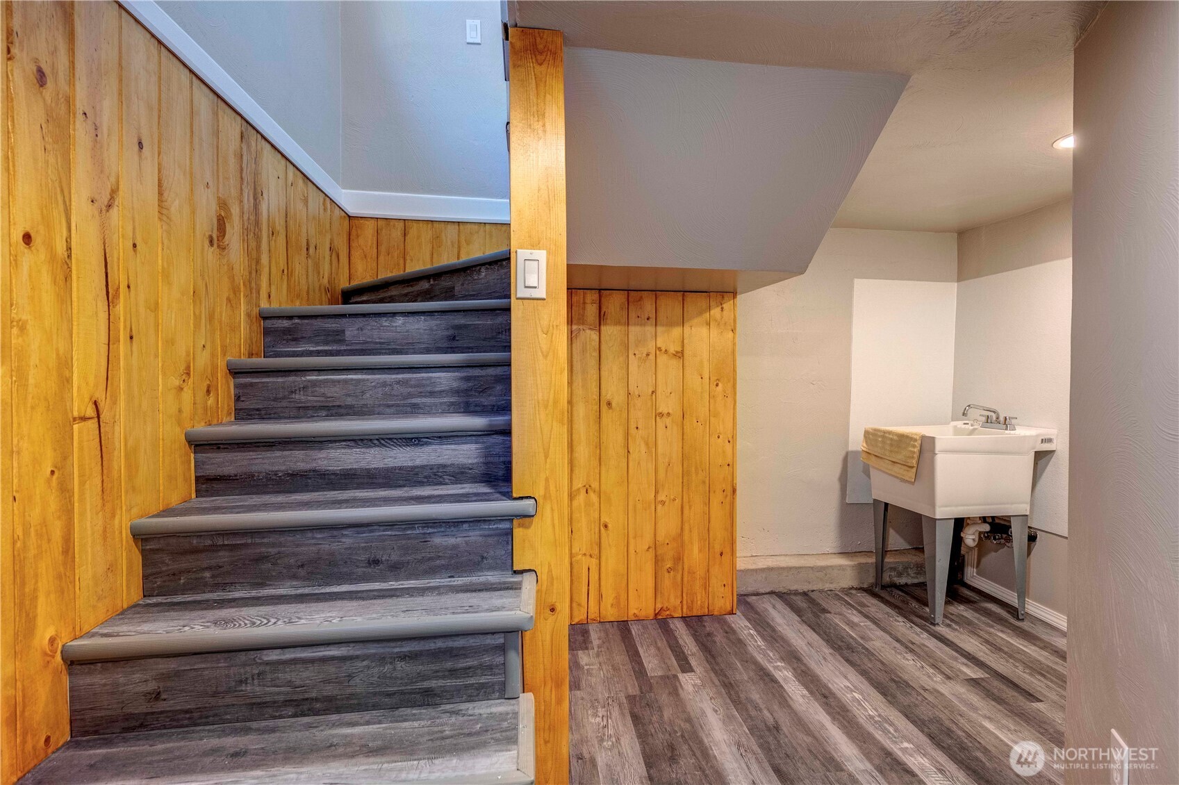 211 W Harvard Avenue , Shelton, WA 98584-3767